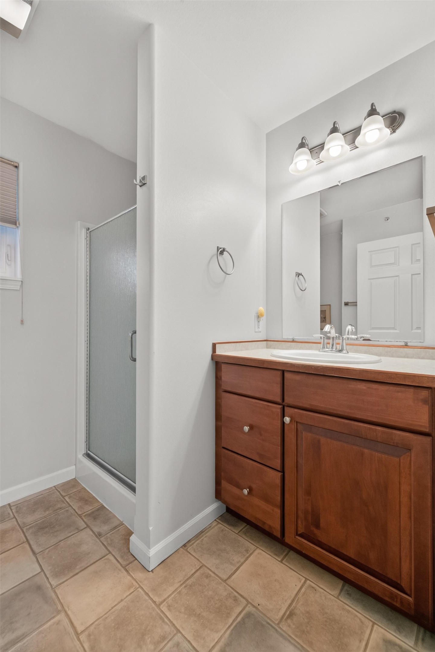36 Stoney Brook Drive B Property Photo 24