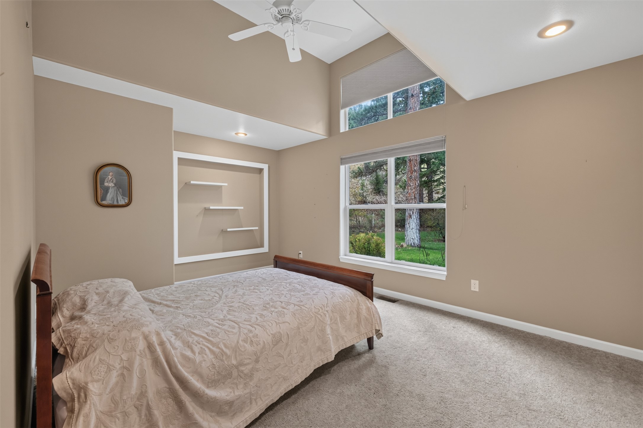 36 Stoney Brook Drive B Property Photo 27
