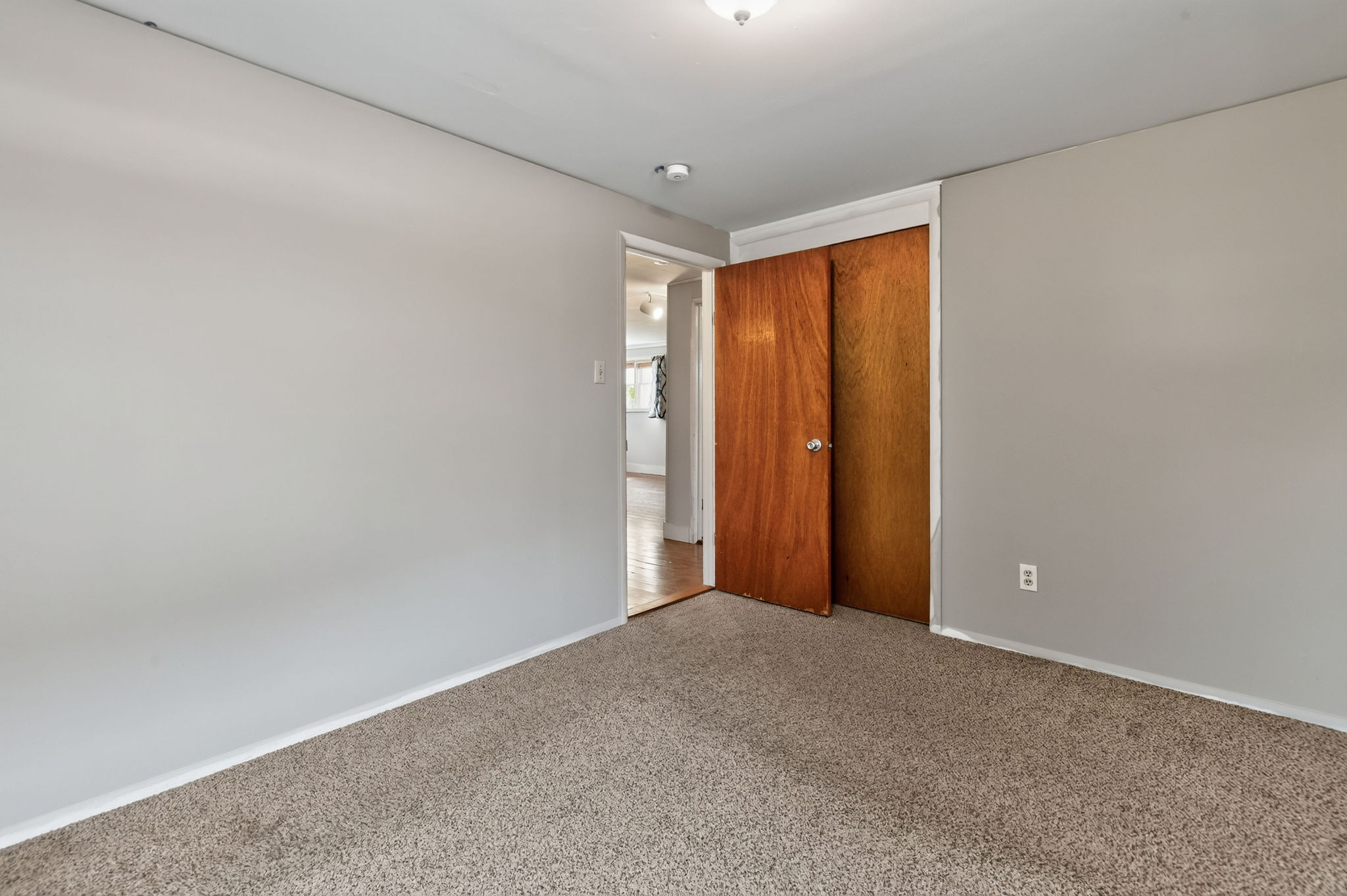 1232 Hauser Boulevard Property Photo 12