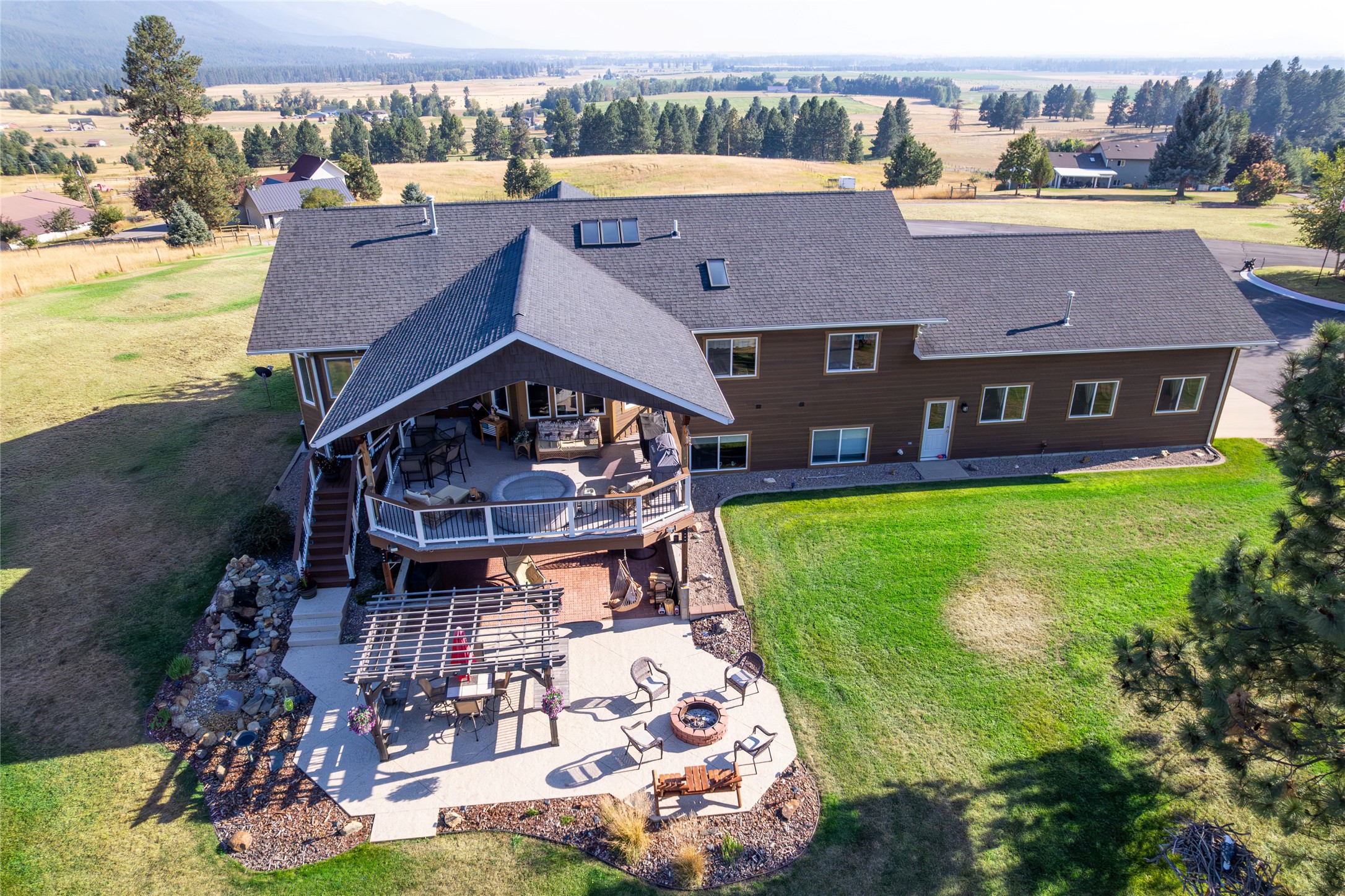 34052 Moraine Lane Property Photo 4