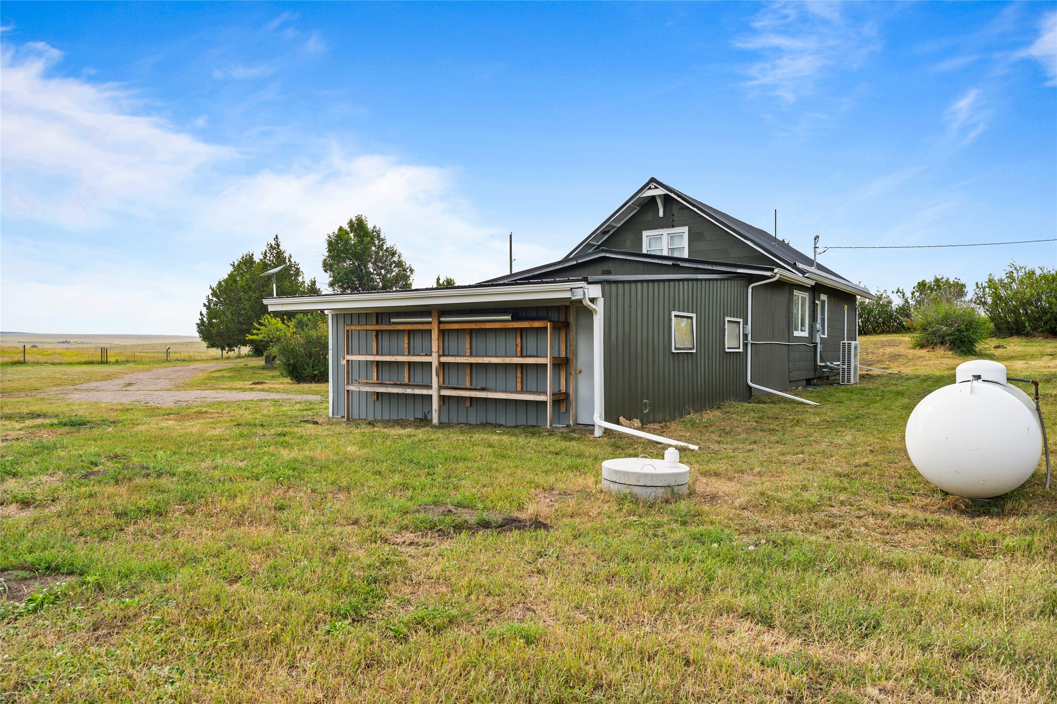 353 Klock Road Property Photo 6