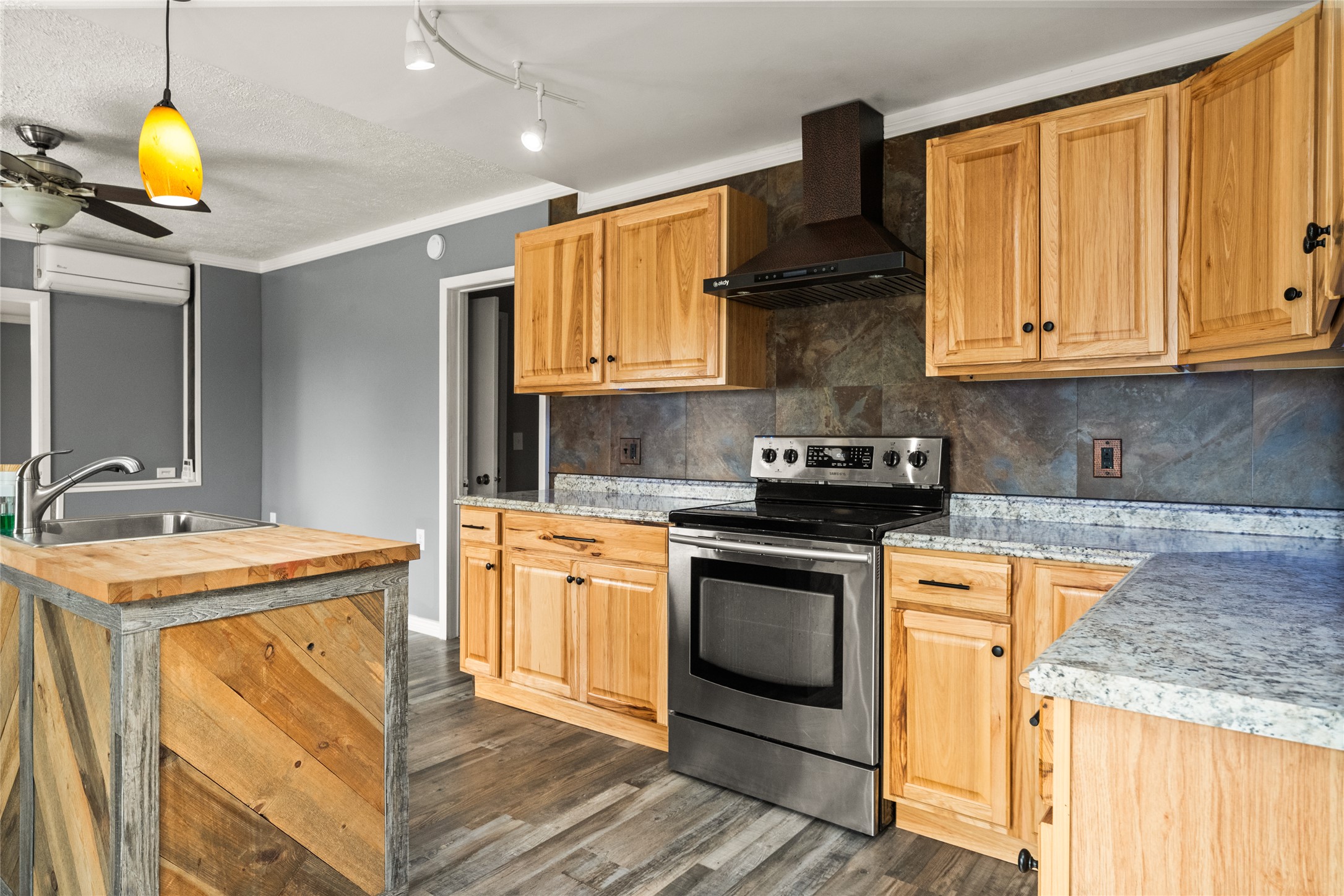 353 Klock Road Property Photo 18
