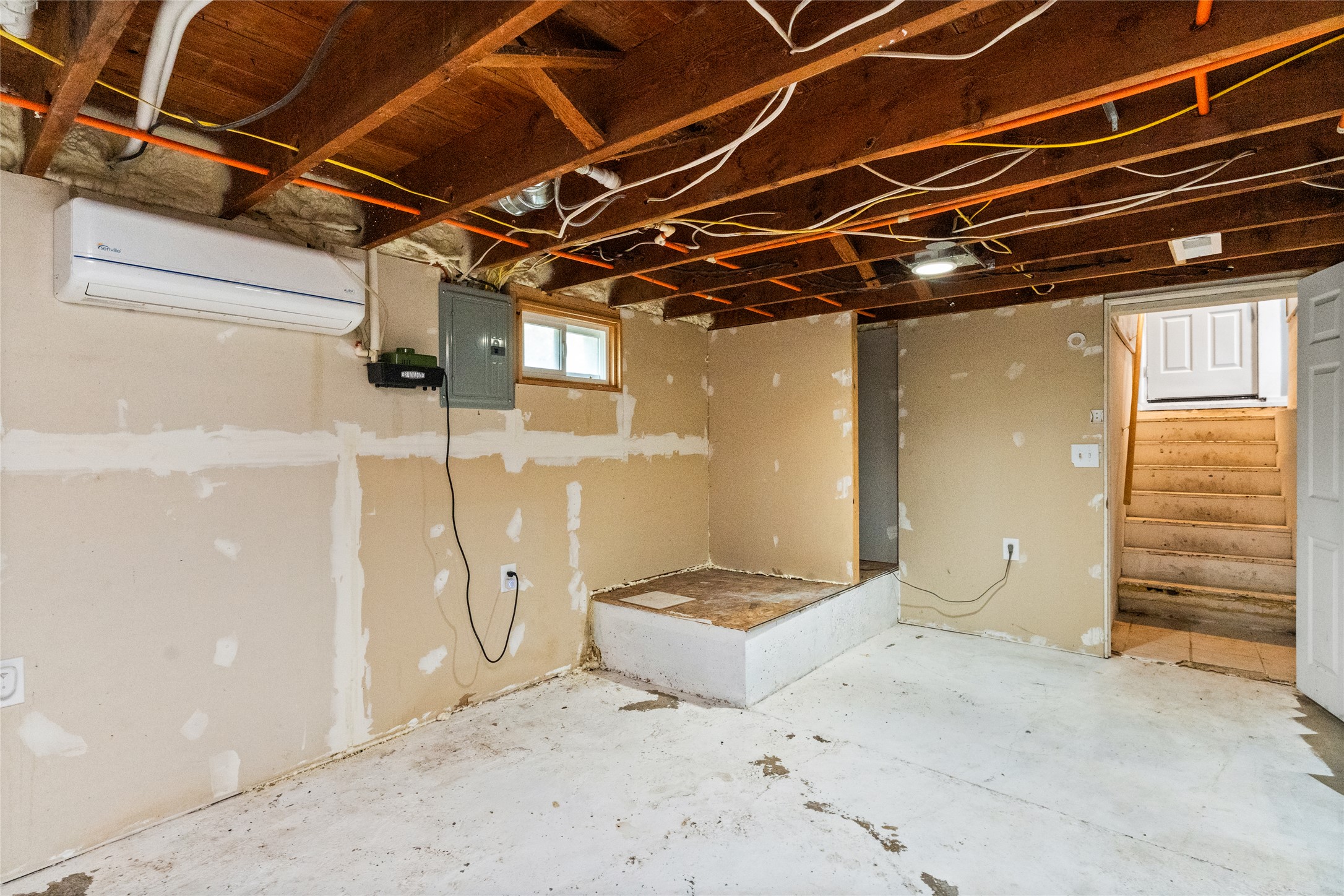 353 Klock Road Property Photo 30