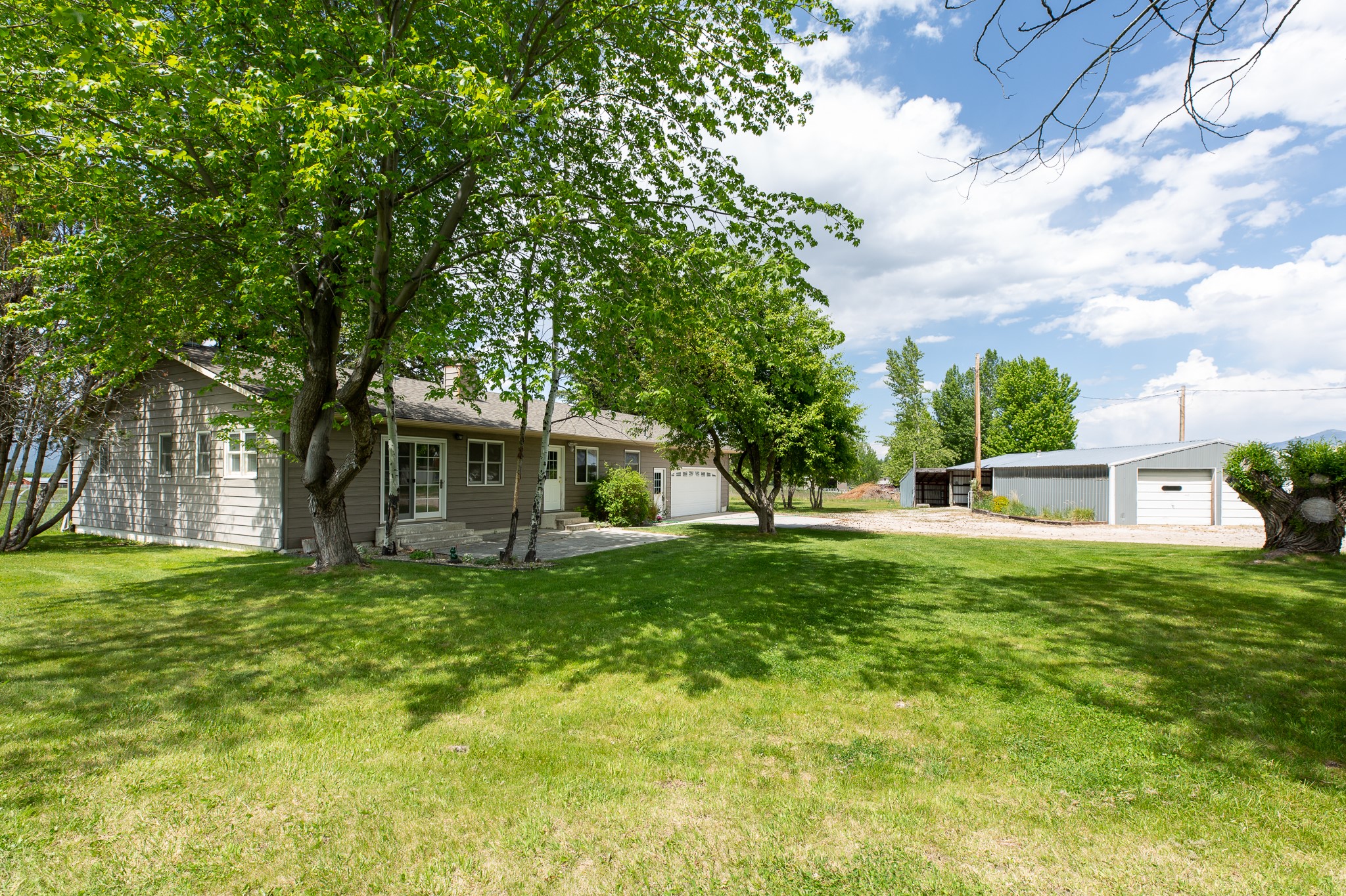 904 S Shoshone Loop Property Photo 17