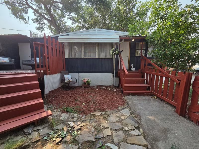 1501 13th Avenue Sw Property Photo 1