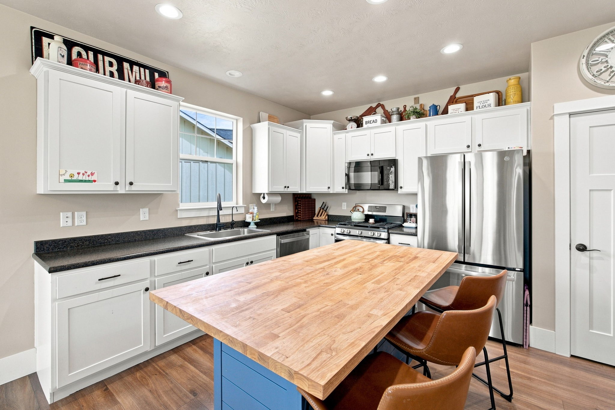 354 Destiny Drive Property Photo 14