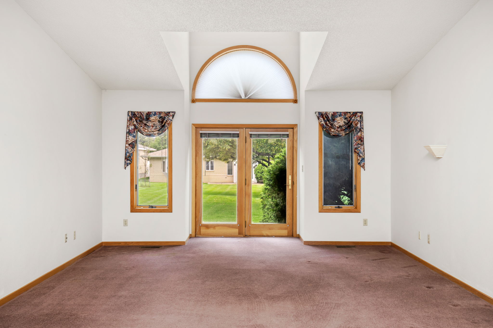 2718 Desert Drive Property Photo 19