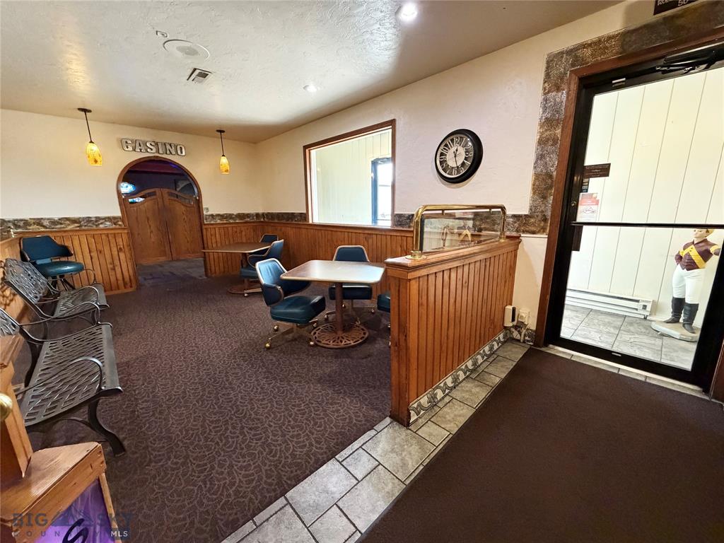 2014 Harrison Avenue Property Photo 10