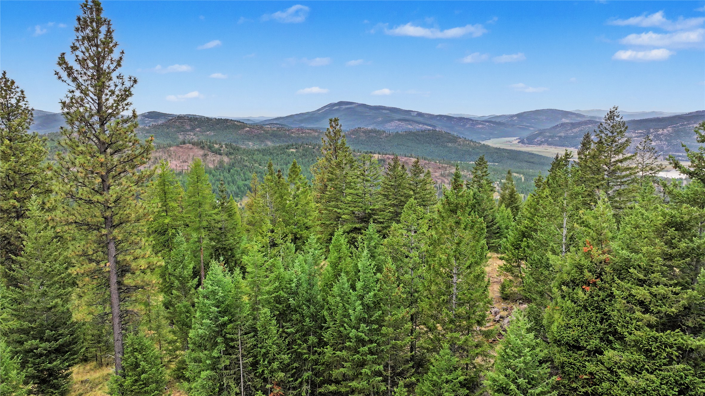 30076880 Property Photo 26
