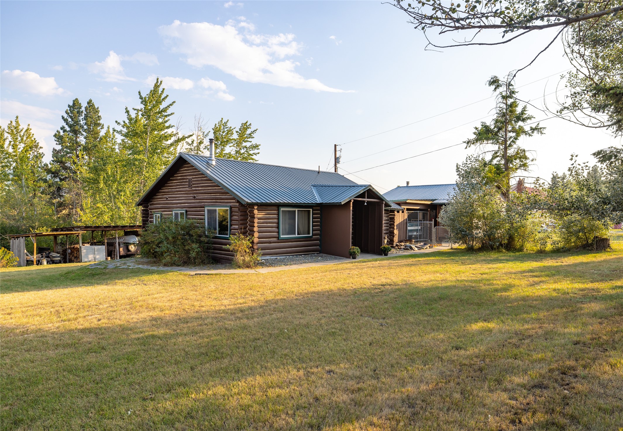 2572 Us Highway 2 W Property Photo 2