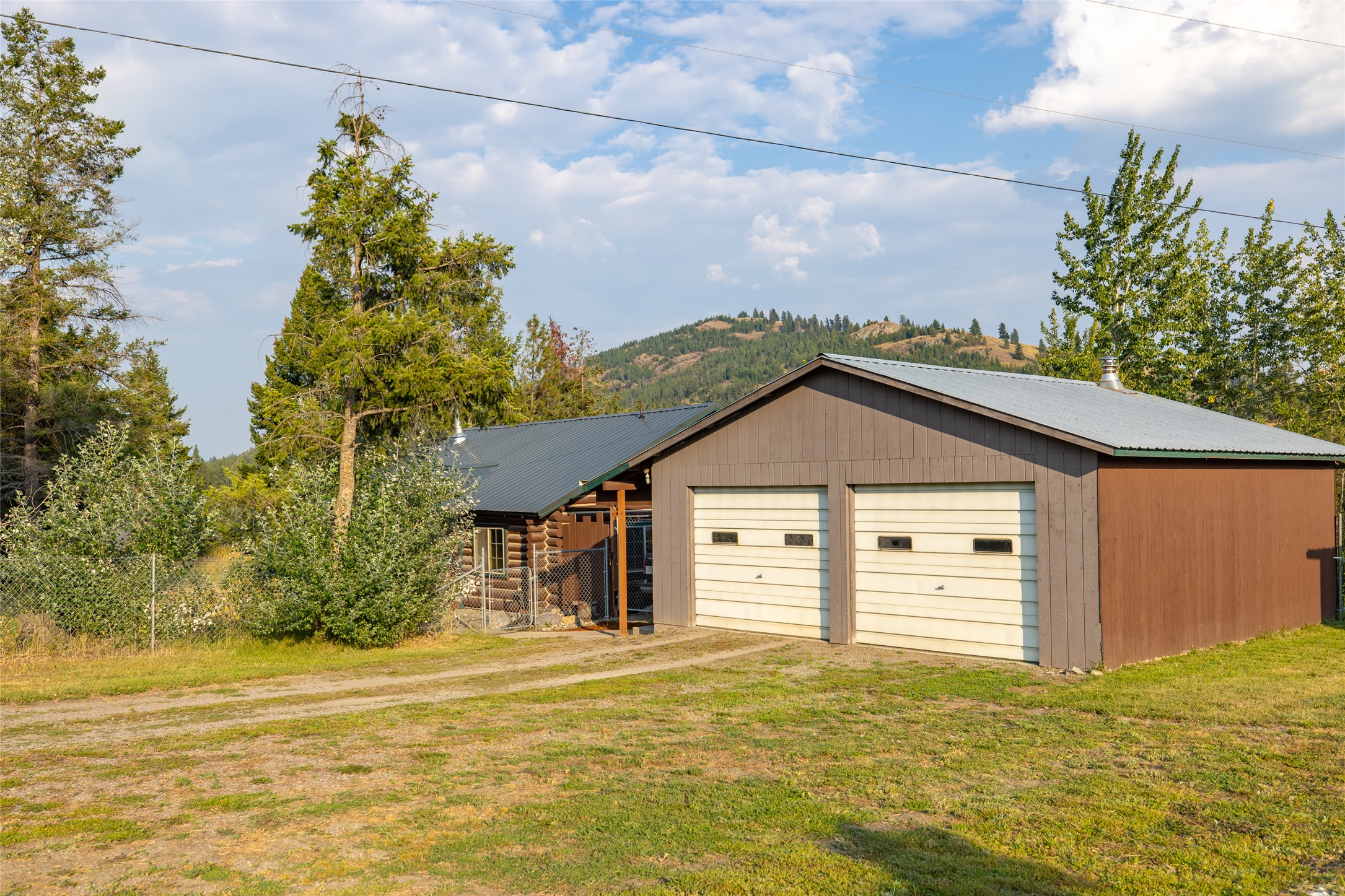 2572 Us Highway 2 W Property Photo 3