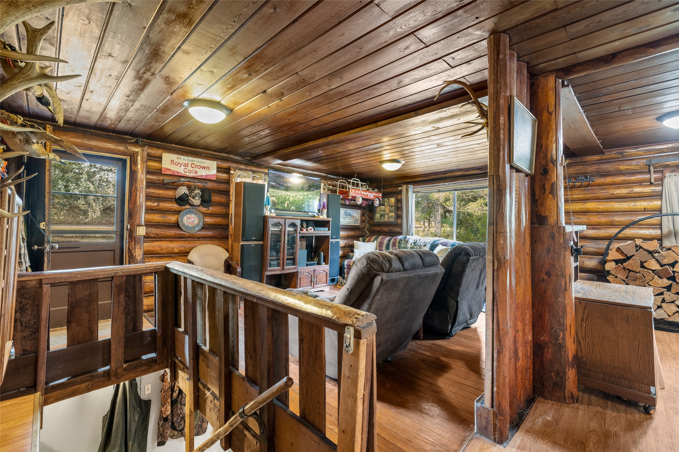 2572 Us Highway 2 W Property Photo 16