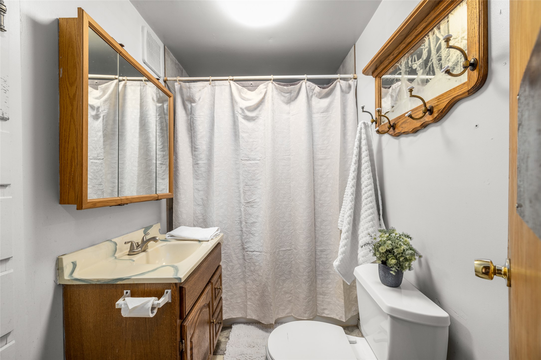 2572 Us Highway 2 W Property Photo 17
