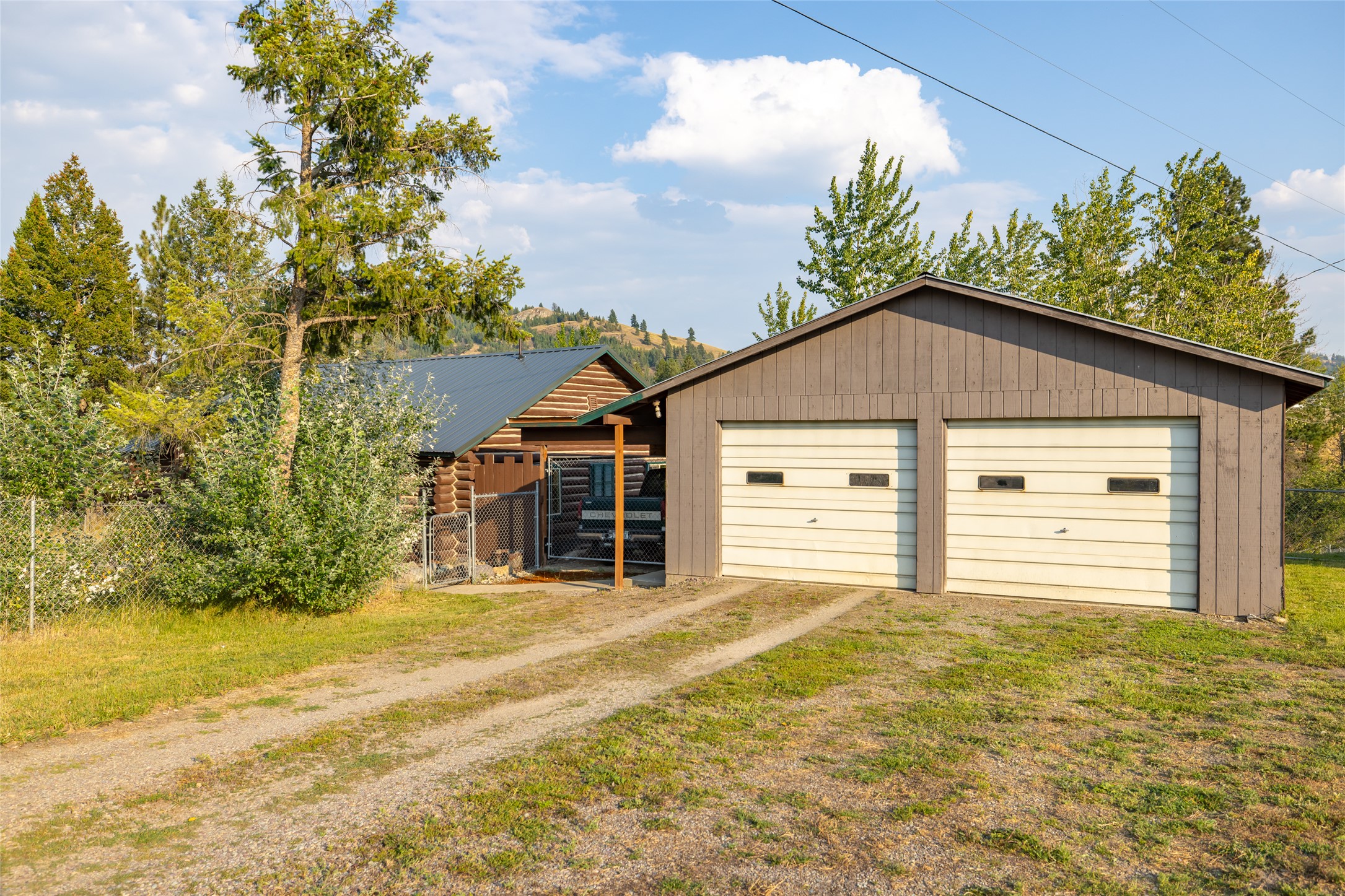 2572 Us Highway 2 W Property Photo 28