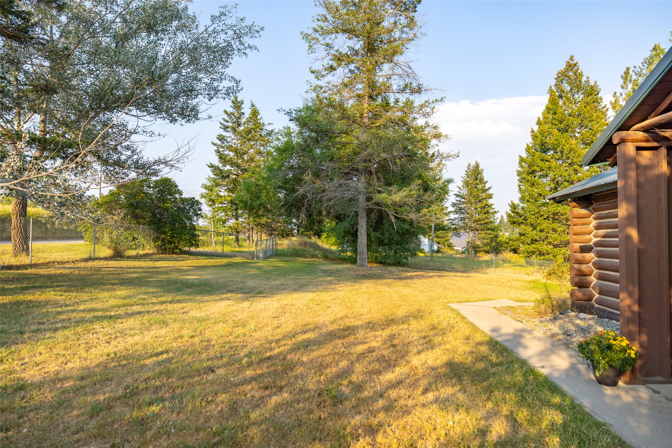2572 Us Highway 2 W Property Photo 31
