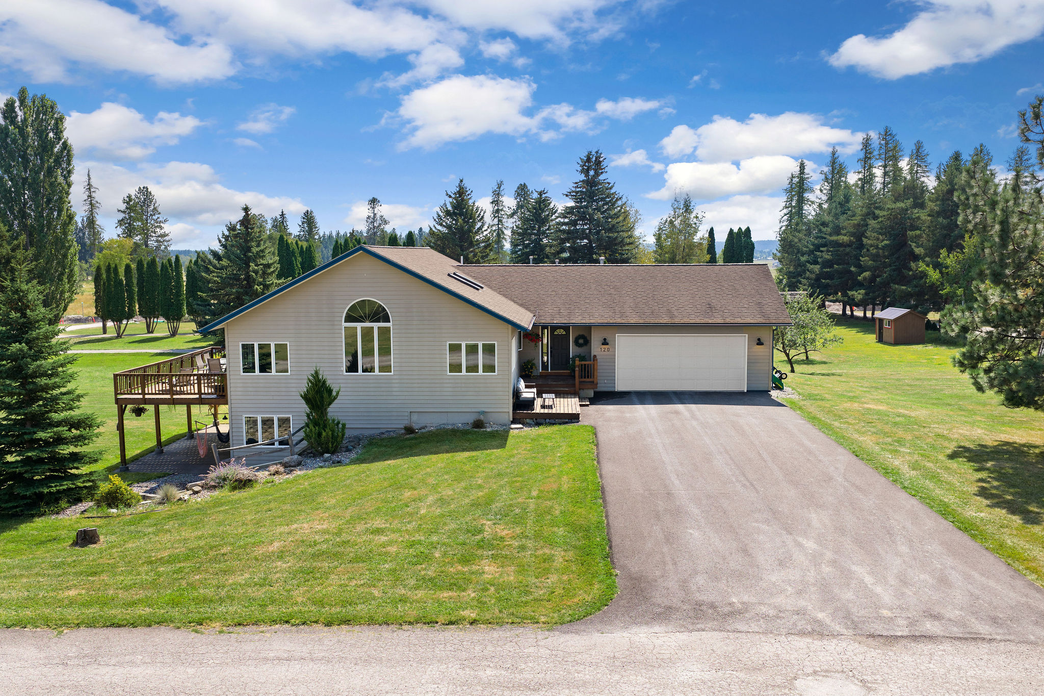 120 Hueth Lane Property Photo 1