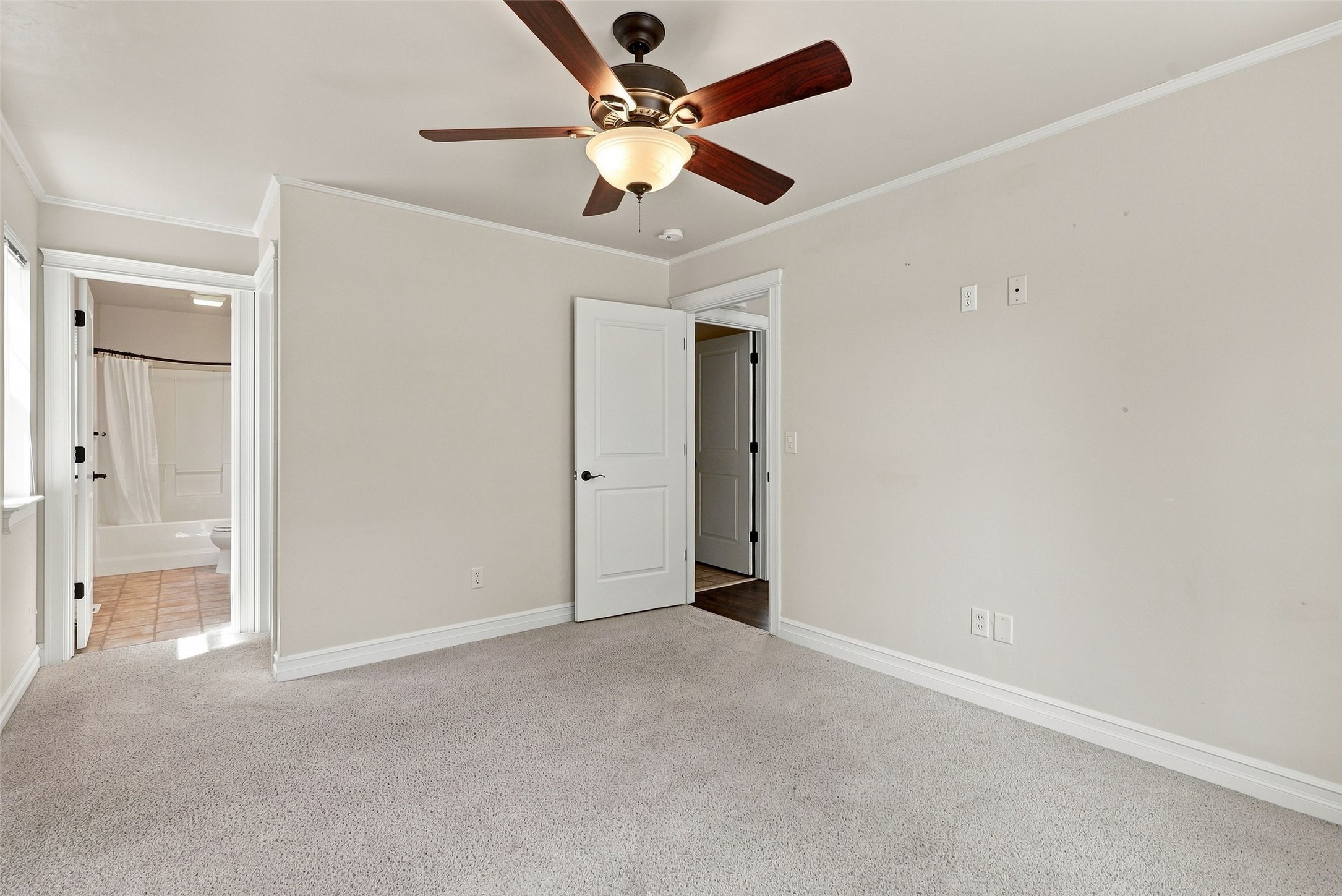 121 Silverberry Lane Property Photo 19