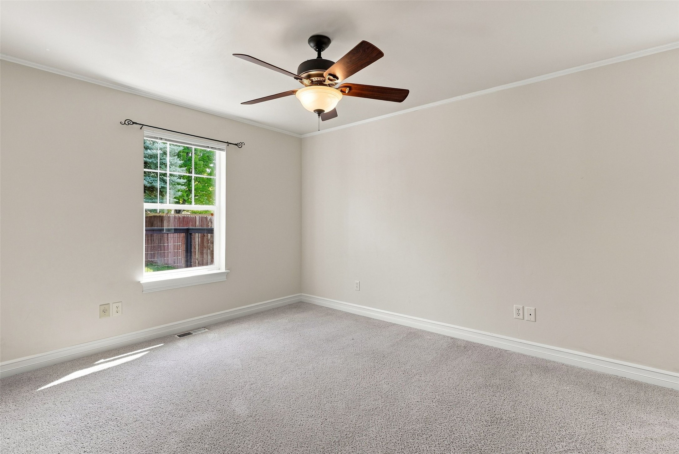 121 Silverberry Lane Property Photo 20