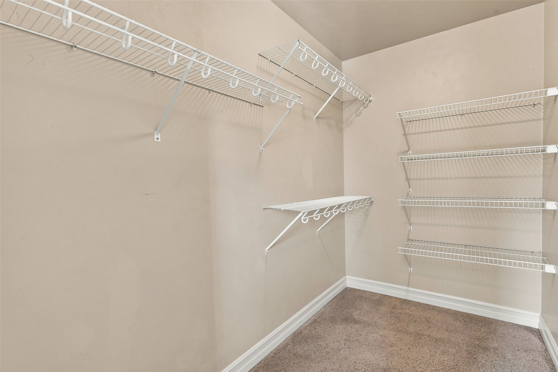 121 Silverberry Lane Property Photo 32