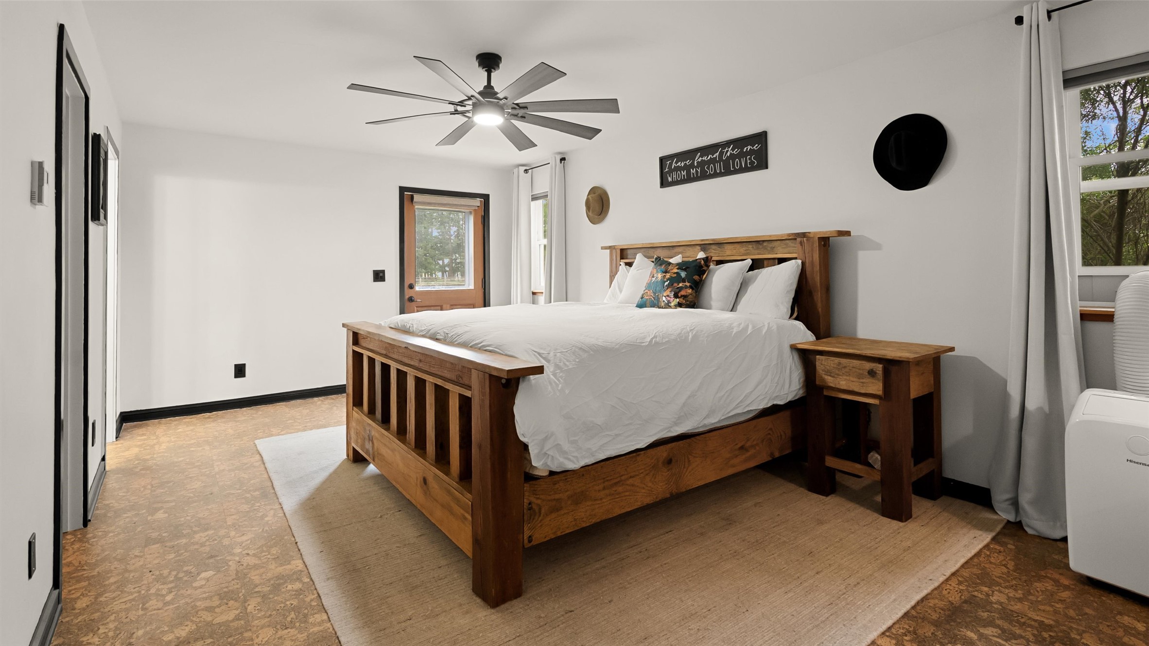 1086 Cowboy Way Property Photo 12