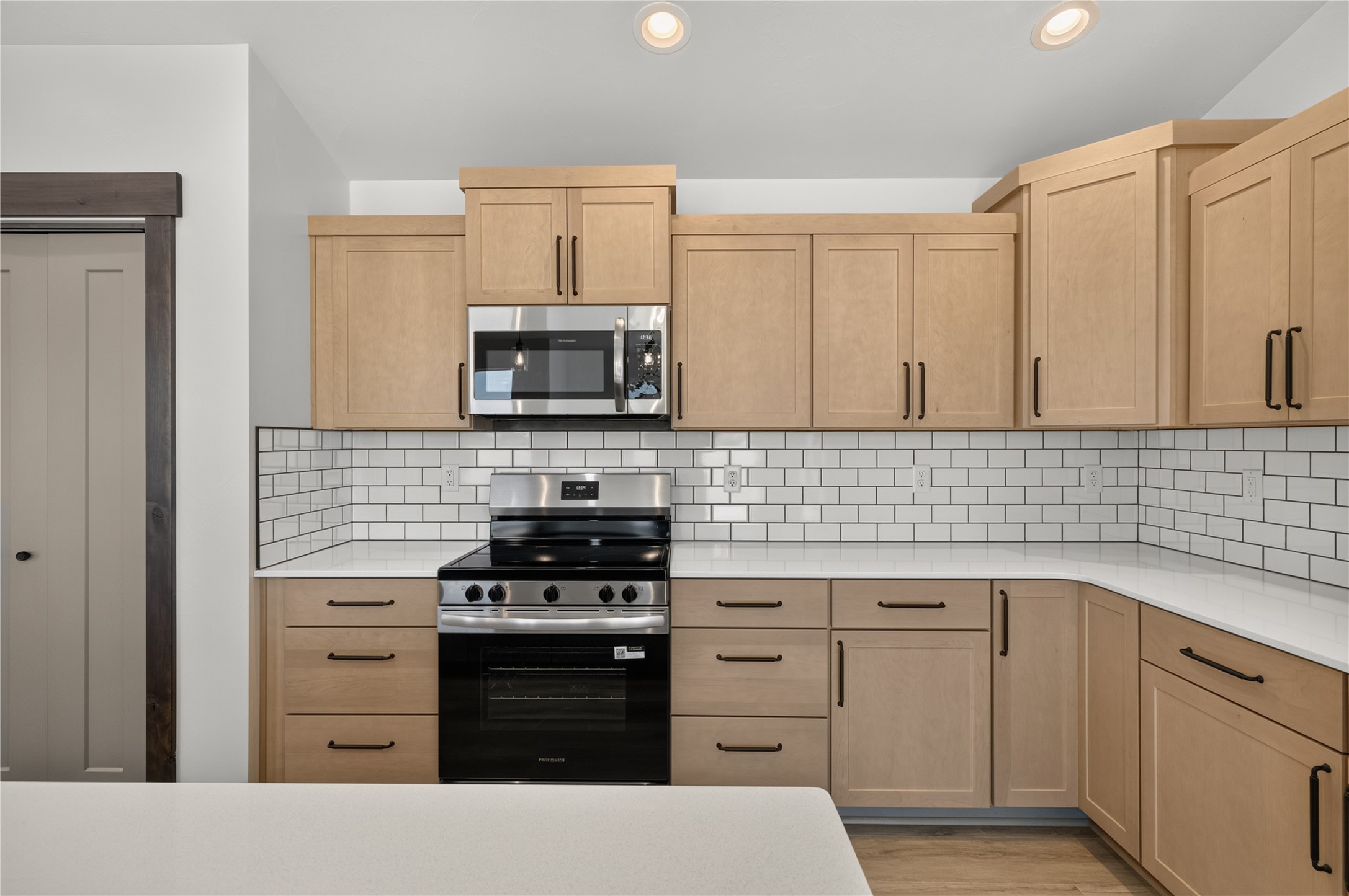 8150 Oreilly Drive Property Photo 3