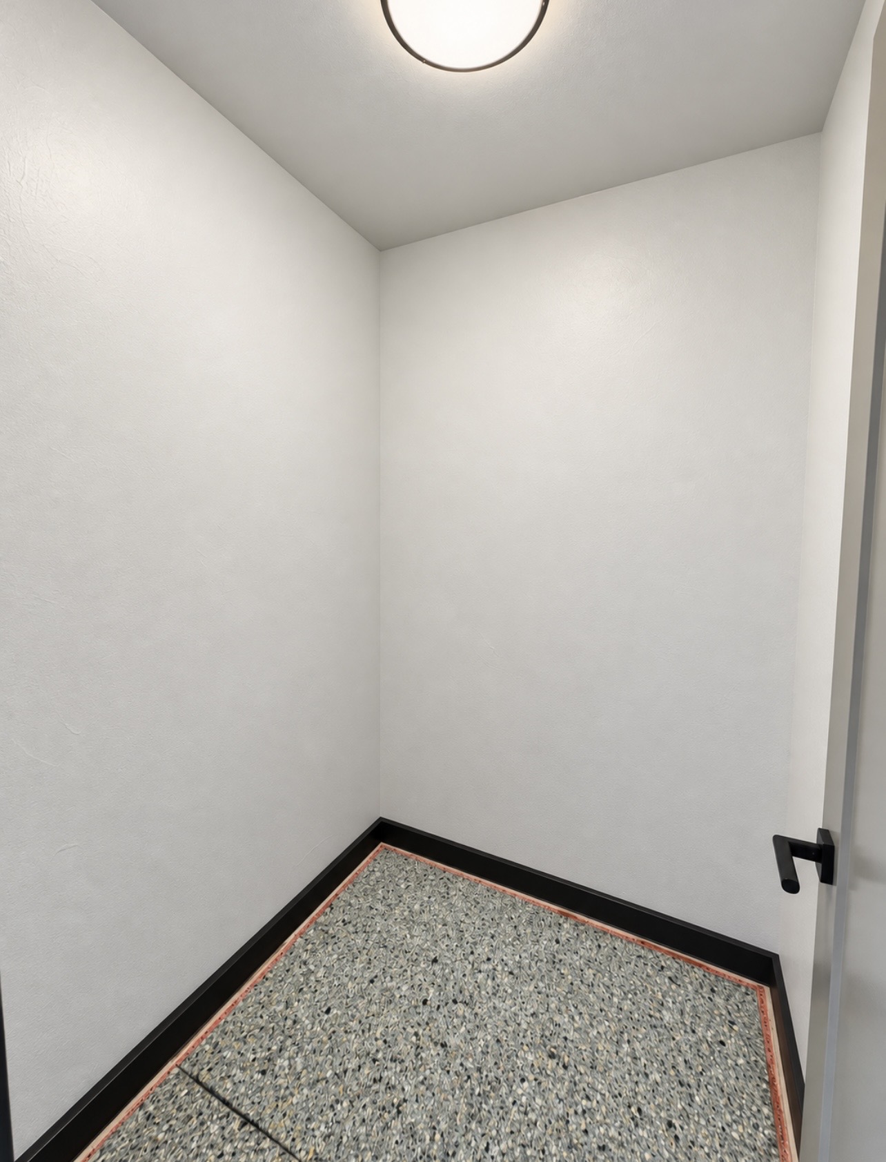 8150 Oreilly Drive Property Photo 17