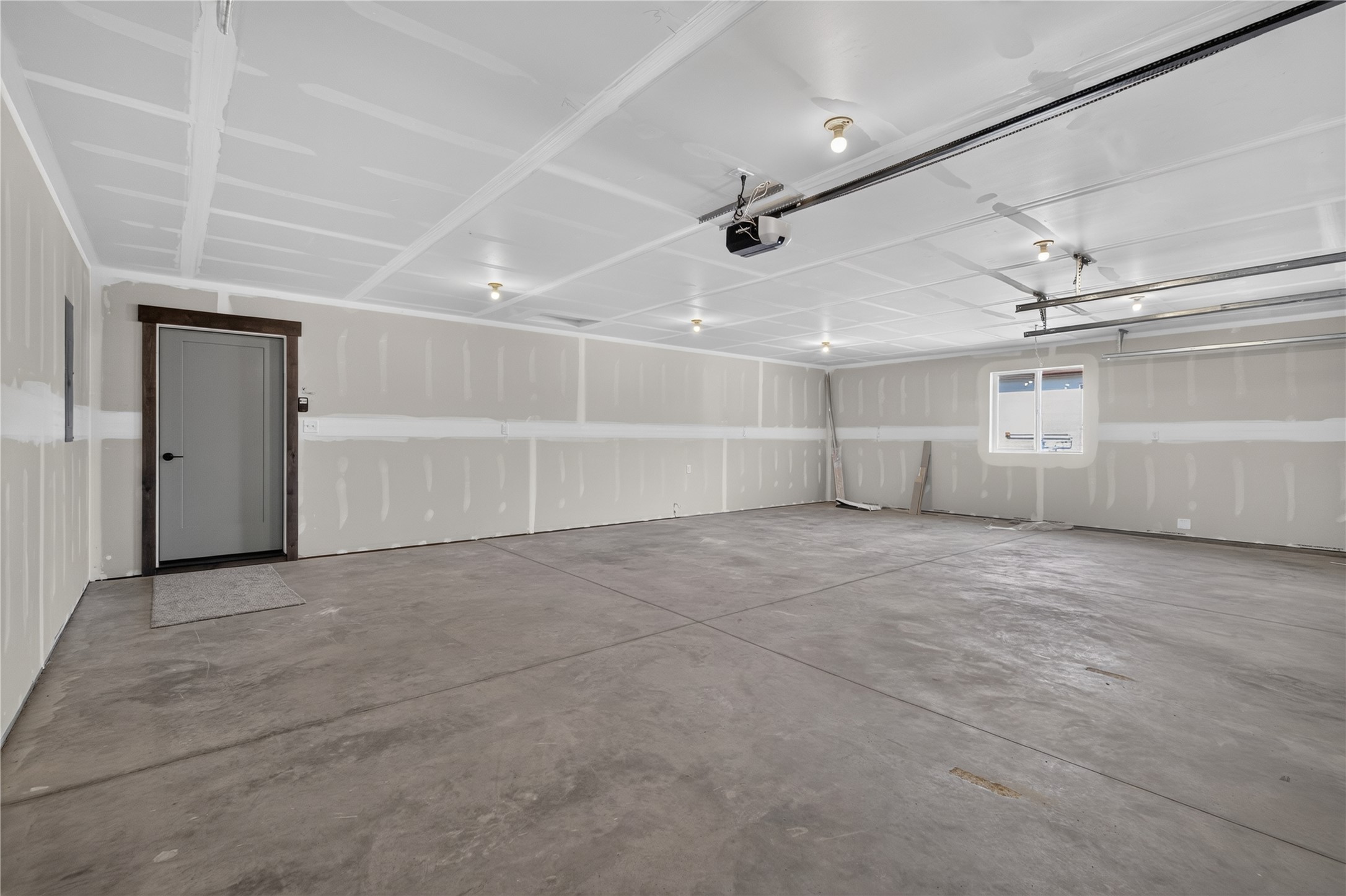 8150 Oreilly Drive Property Photo 21