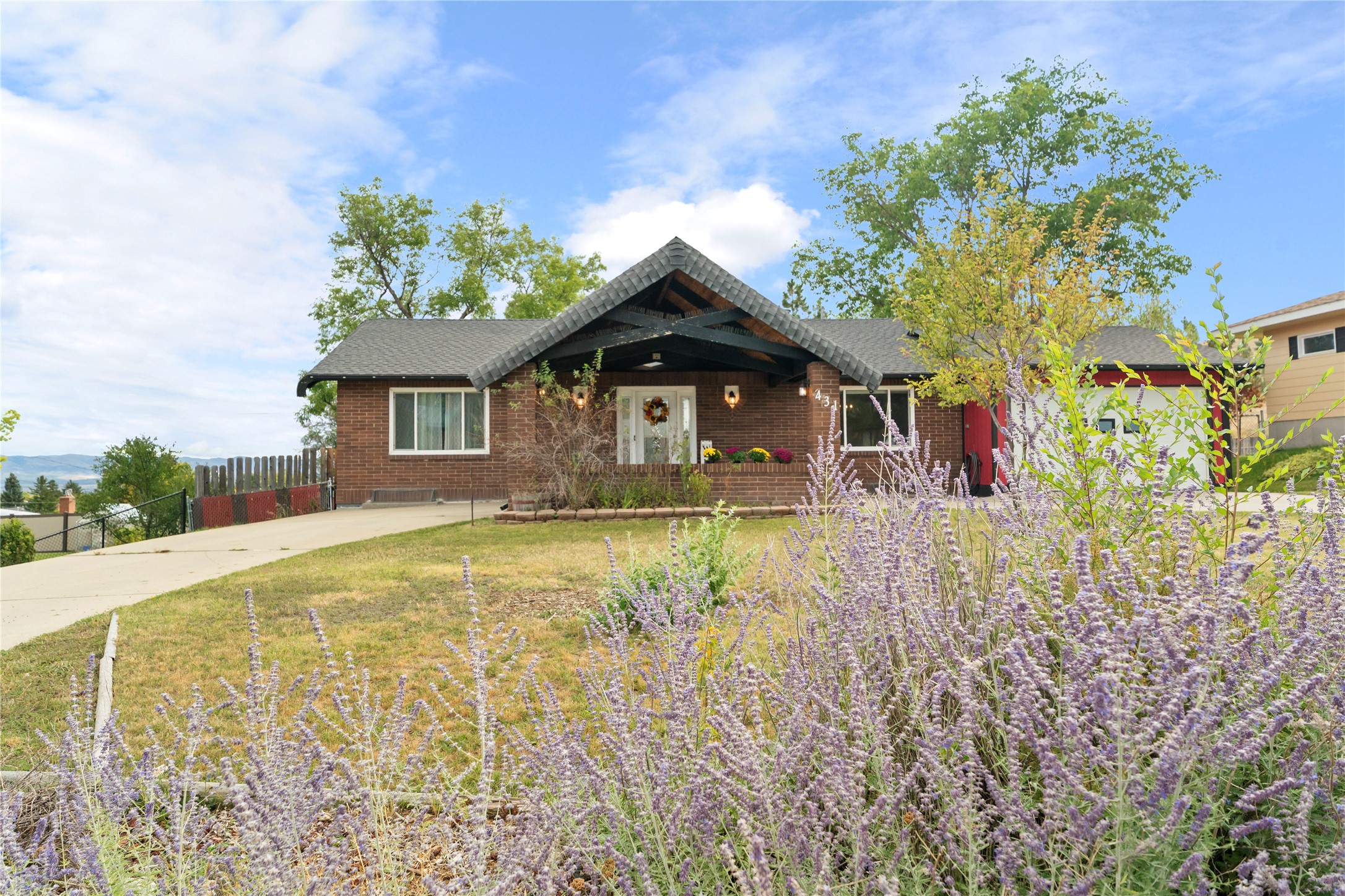 431 S Lamborn Street Property Photo 1
