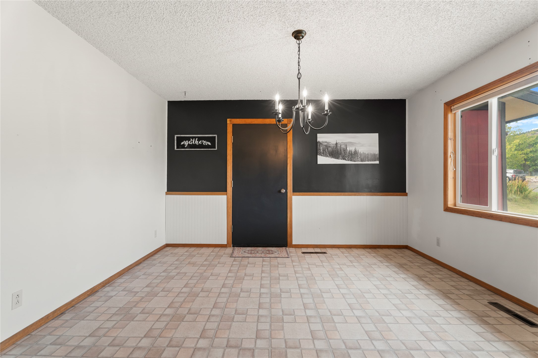 431 S Lamborn Street Property Photo 17