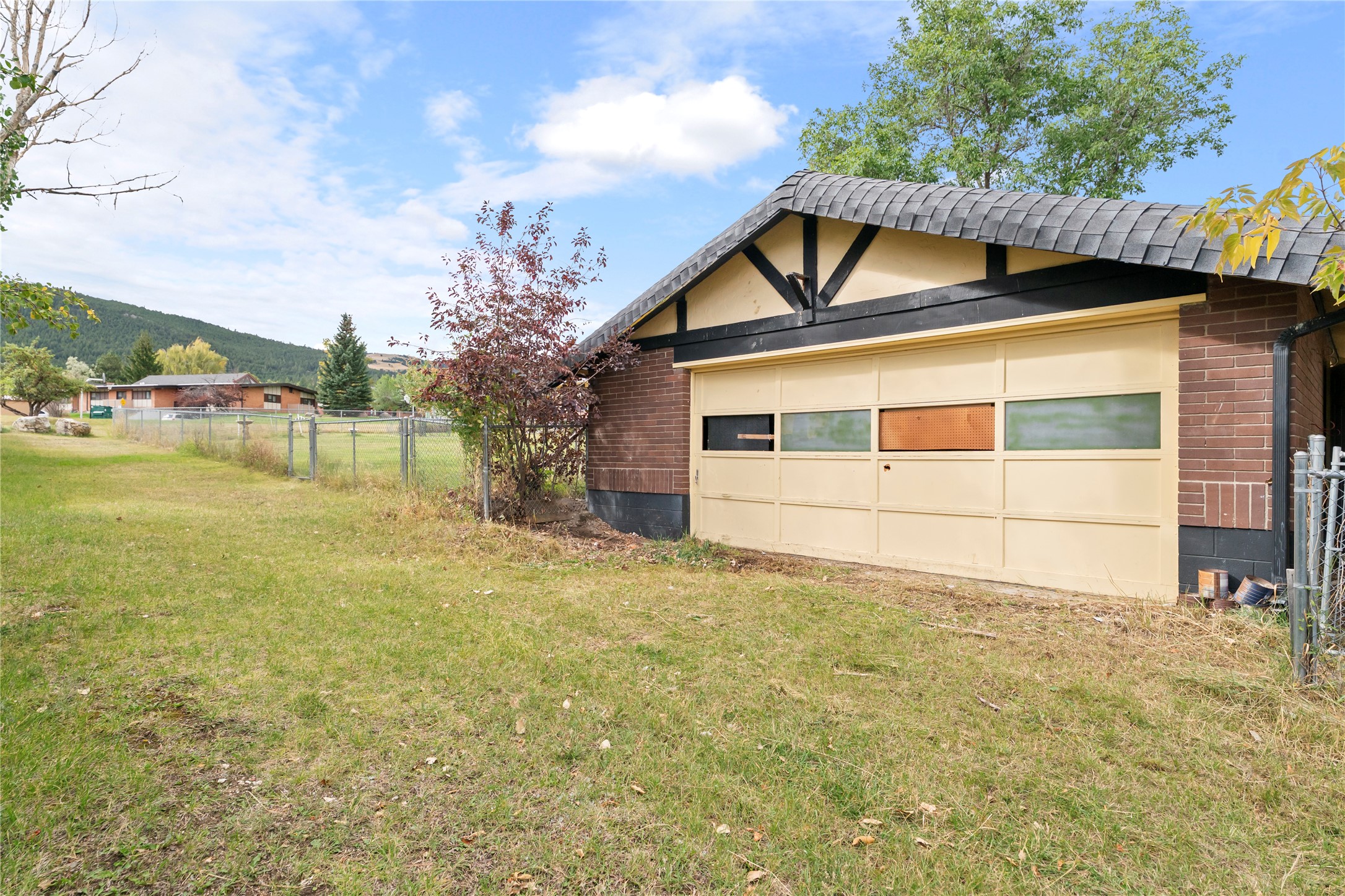 431 S Lamborn Street Property Photo 49