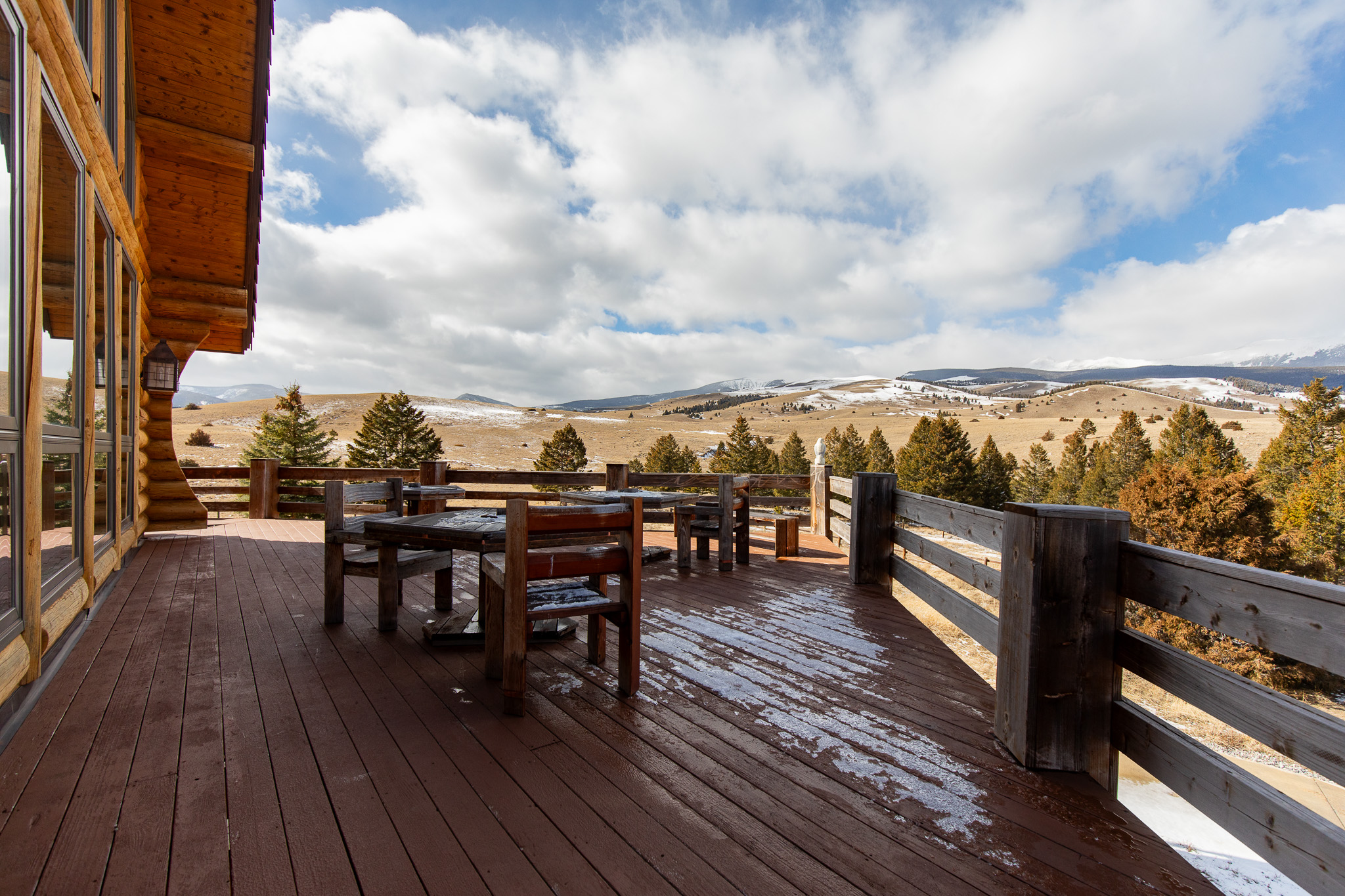 1380 Glacier View Drive Property Photo 10