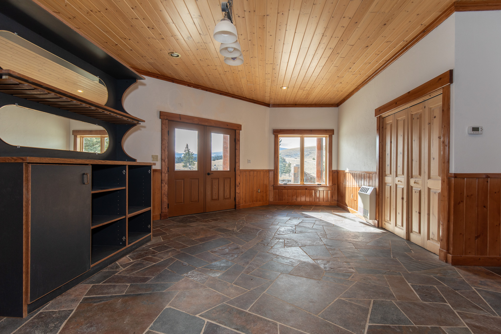 1380 Glacier View Drive Property Photo 22