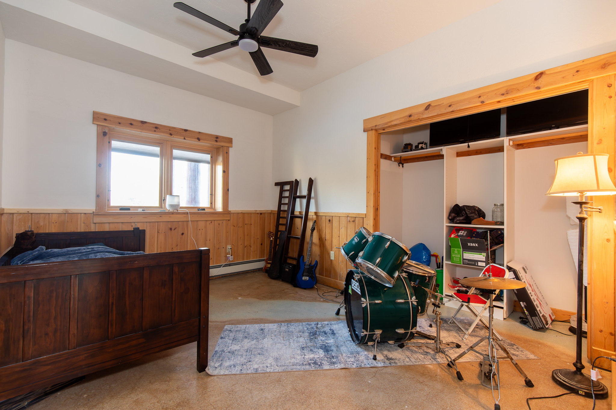 1380 Glacier View Drive Property Photo 28