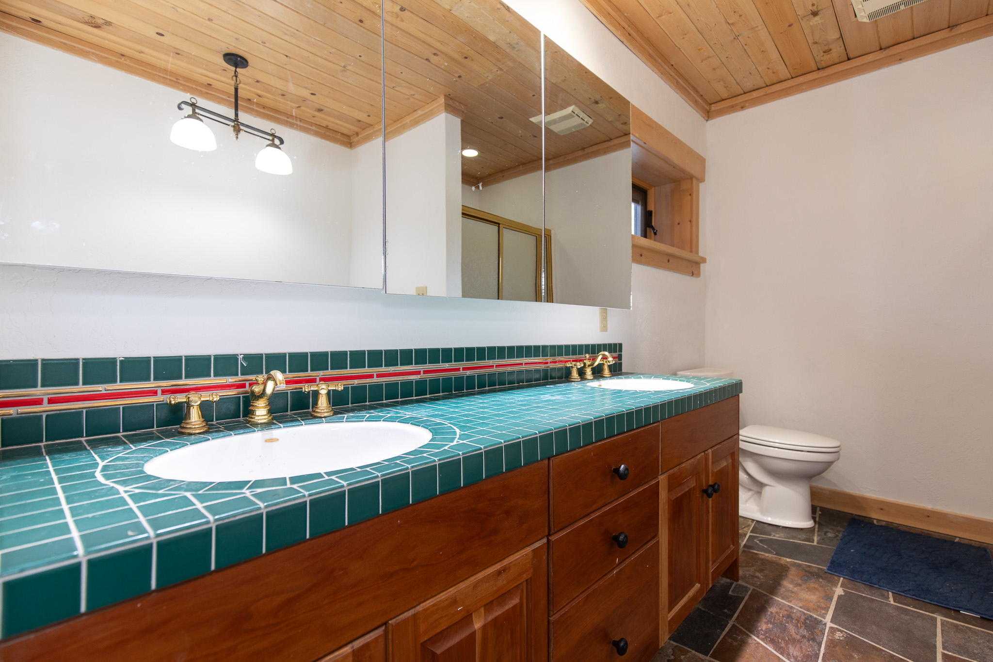 1380 Glacier View Drive Property Photo 30