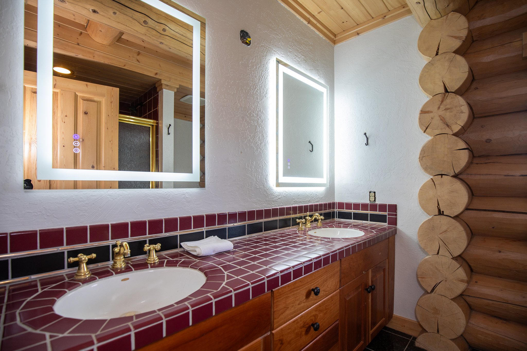 1380 Glacier View Drive Property Photo 34