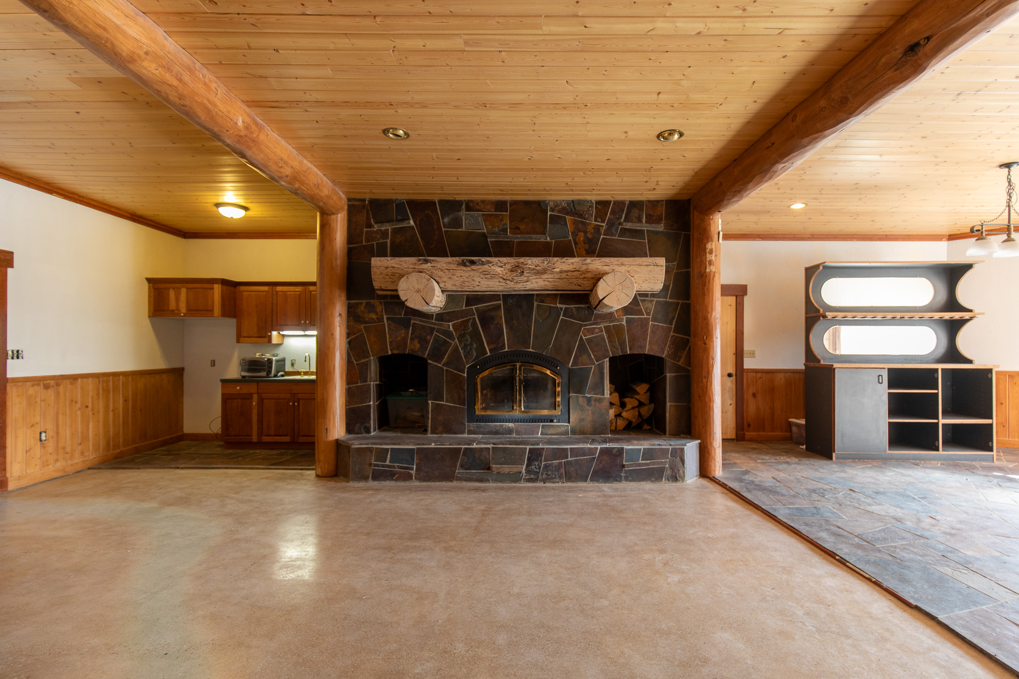 1380 Glacier View Drive Property Photo 57