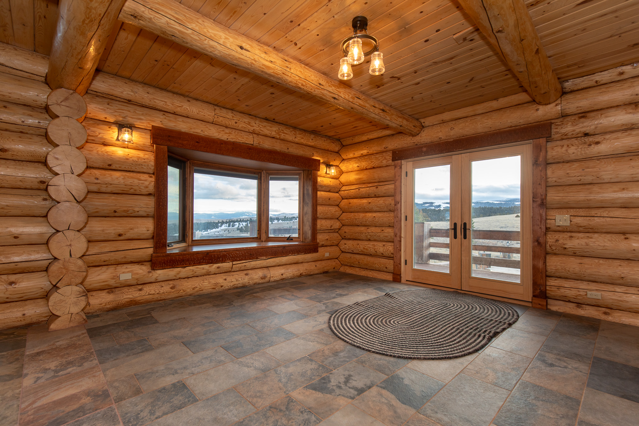 1380 Glacier View Drive Property Photo 103