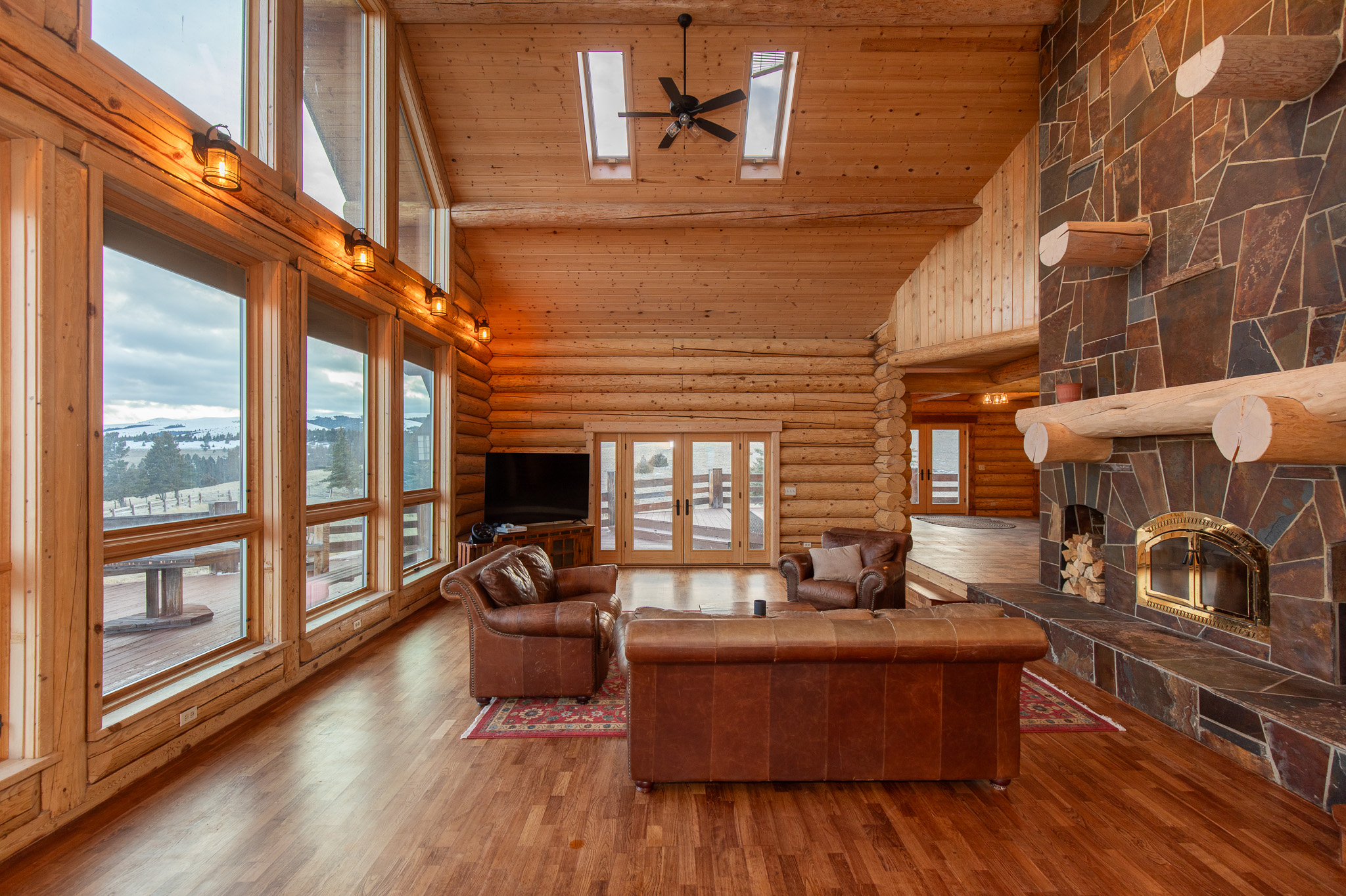 1380 Glacier View Drive Property Photo 106