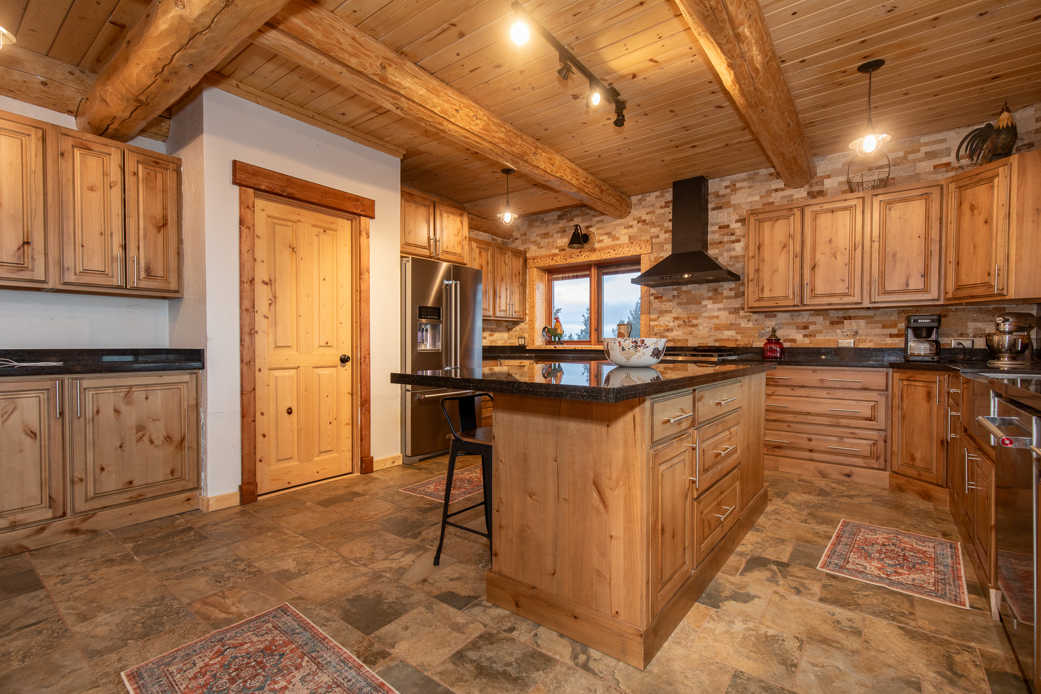 1380 Glacier View Drive Property Photo 118