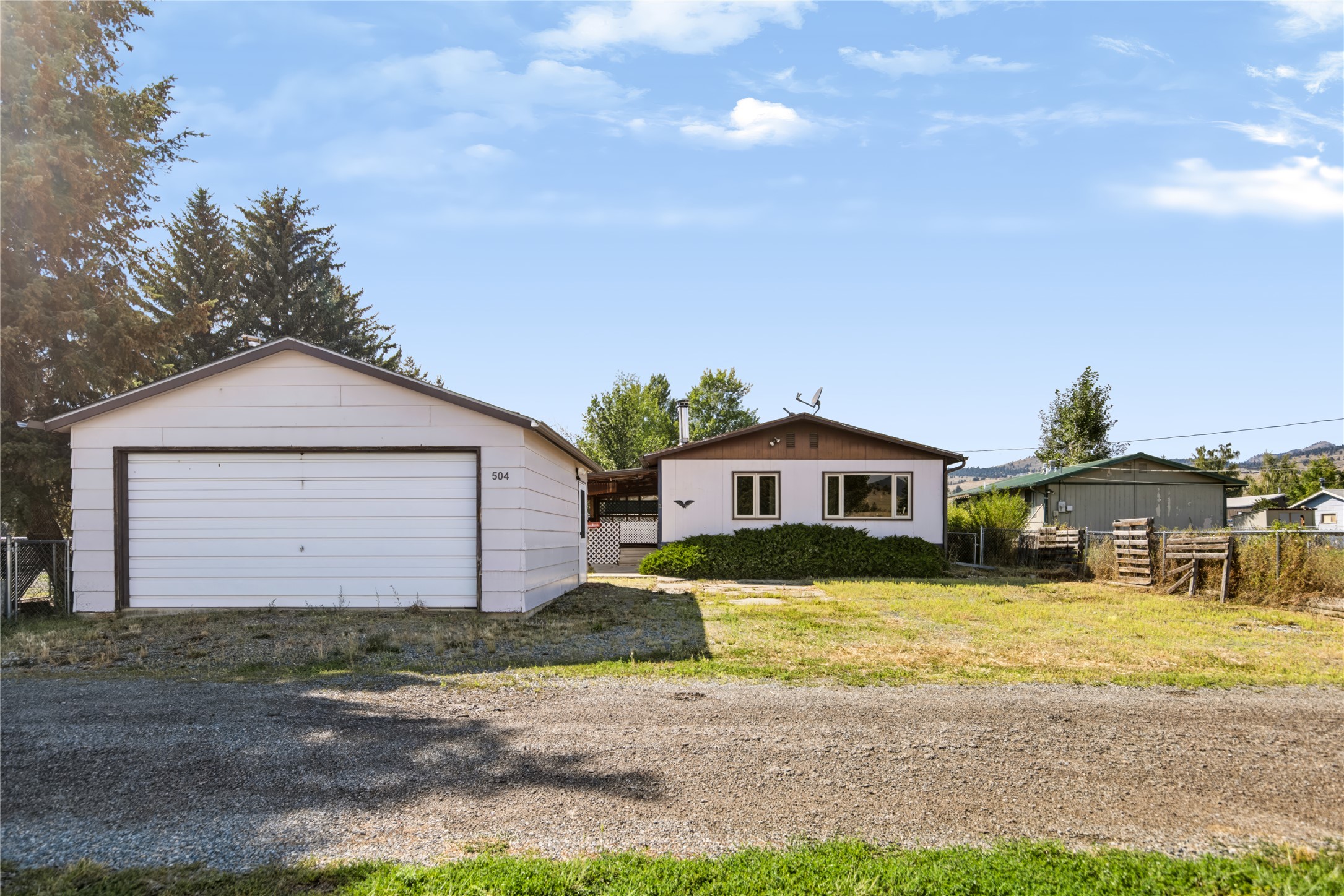 504 N Adams Street Property Photo 1