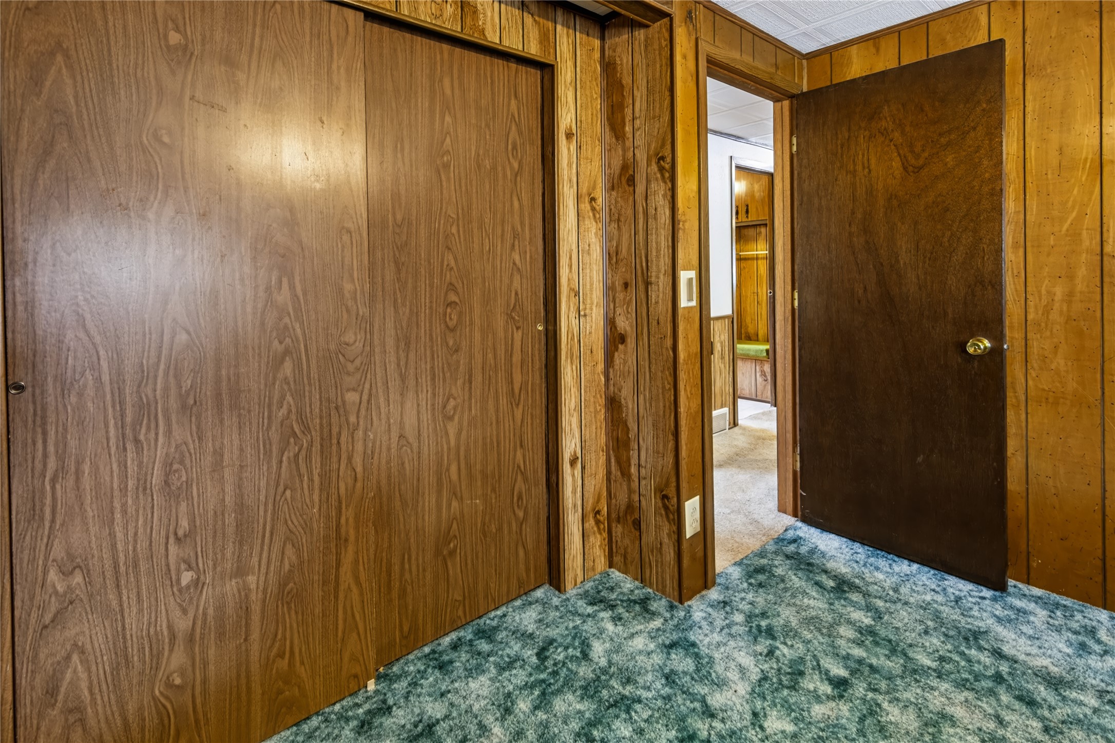 504 N Adams Street Property Photo 21