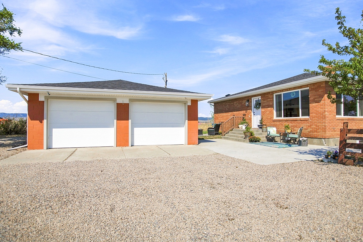 7203 Midnite Drive Property Photo 6