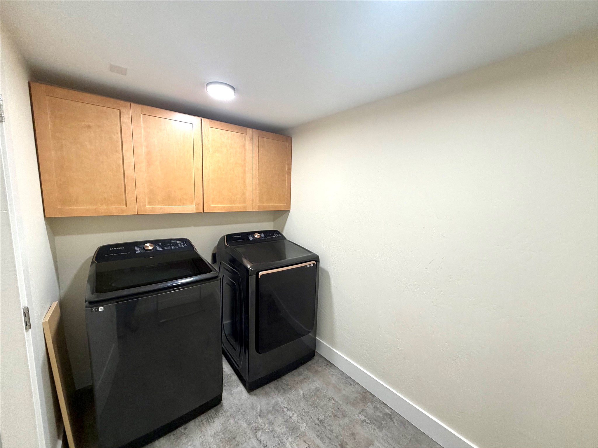 7203 Midnite Drive Property Photo 17