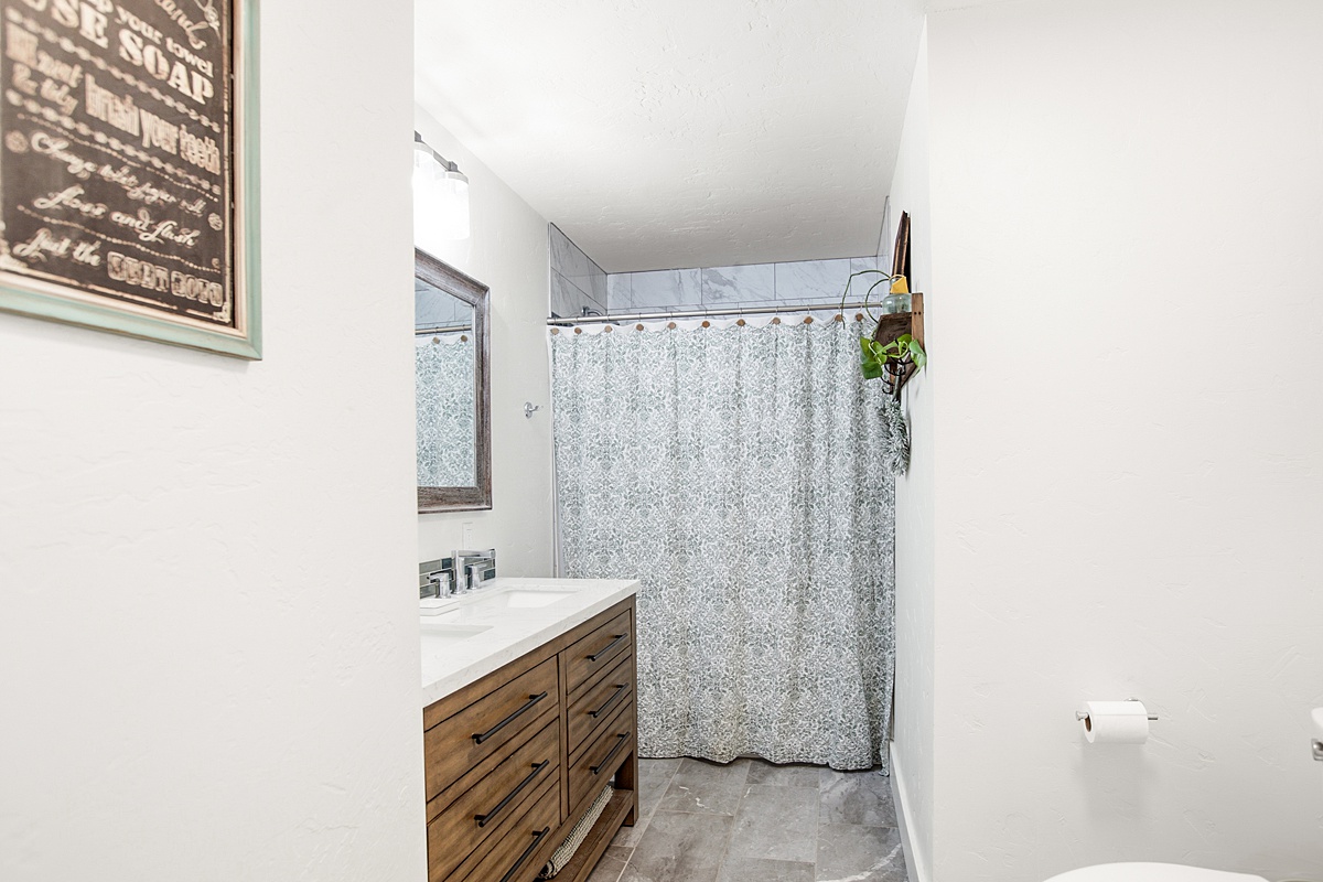 7203 Midnite Drive Property Photo 26