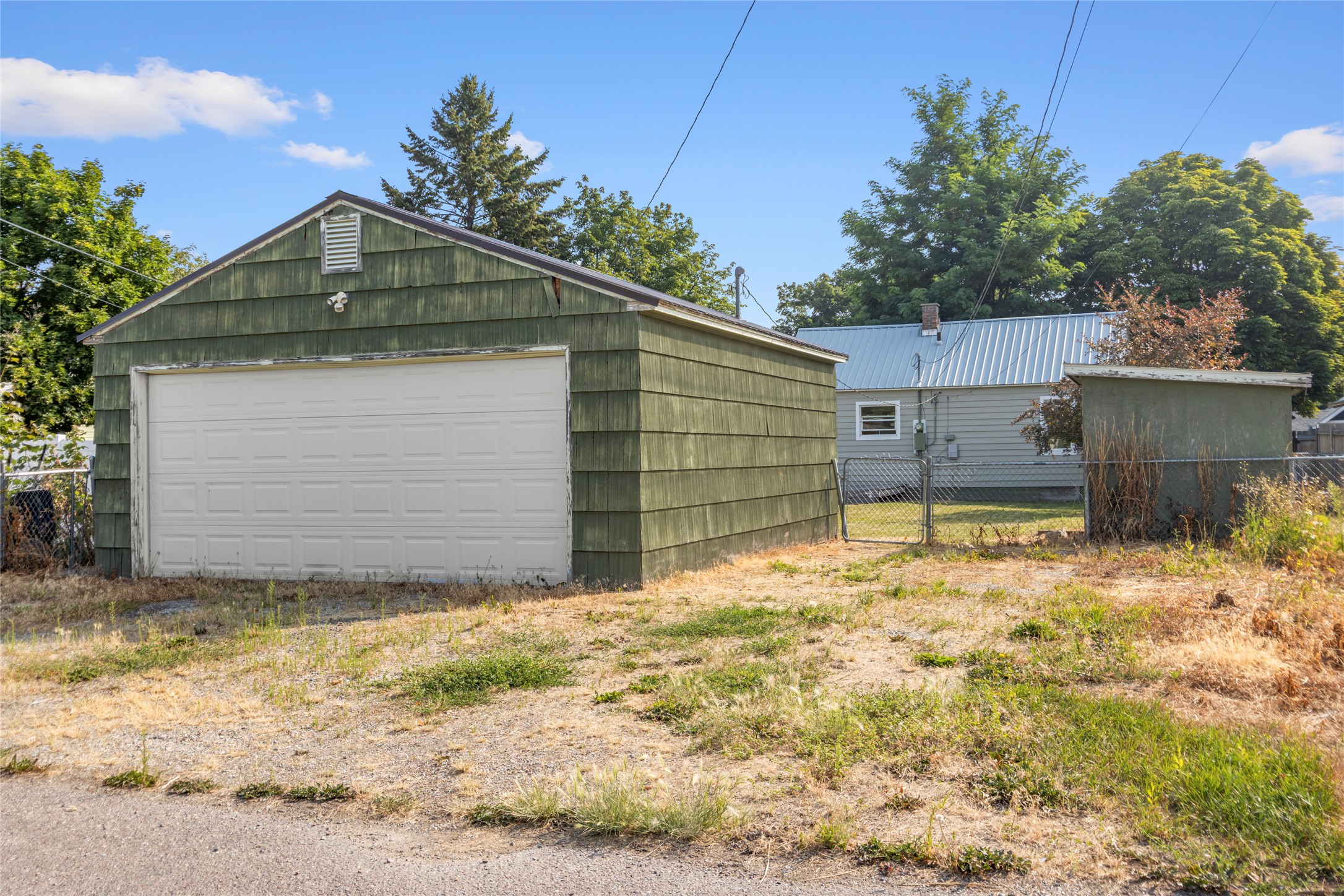 366 5th Avenue West North Property Photo 24
