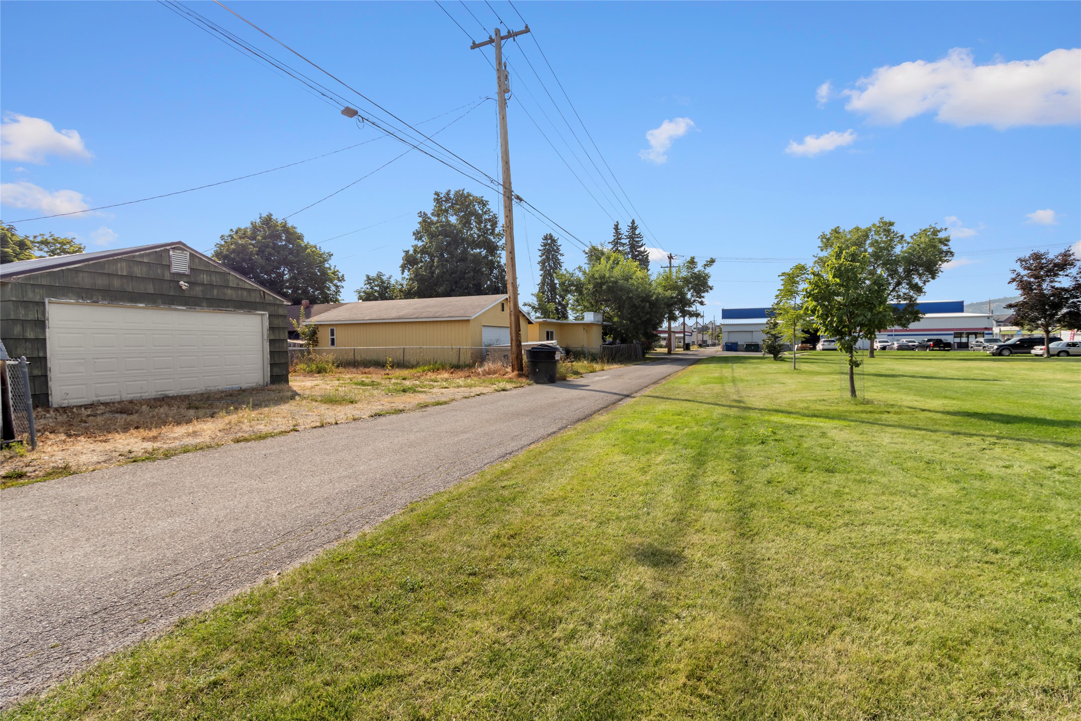 366 5th Avenue West North Property Photo 27