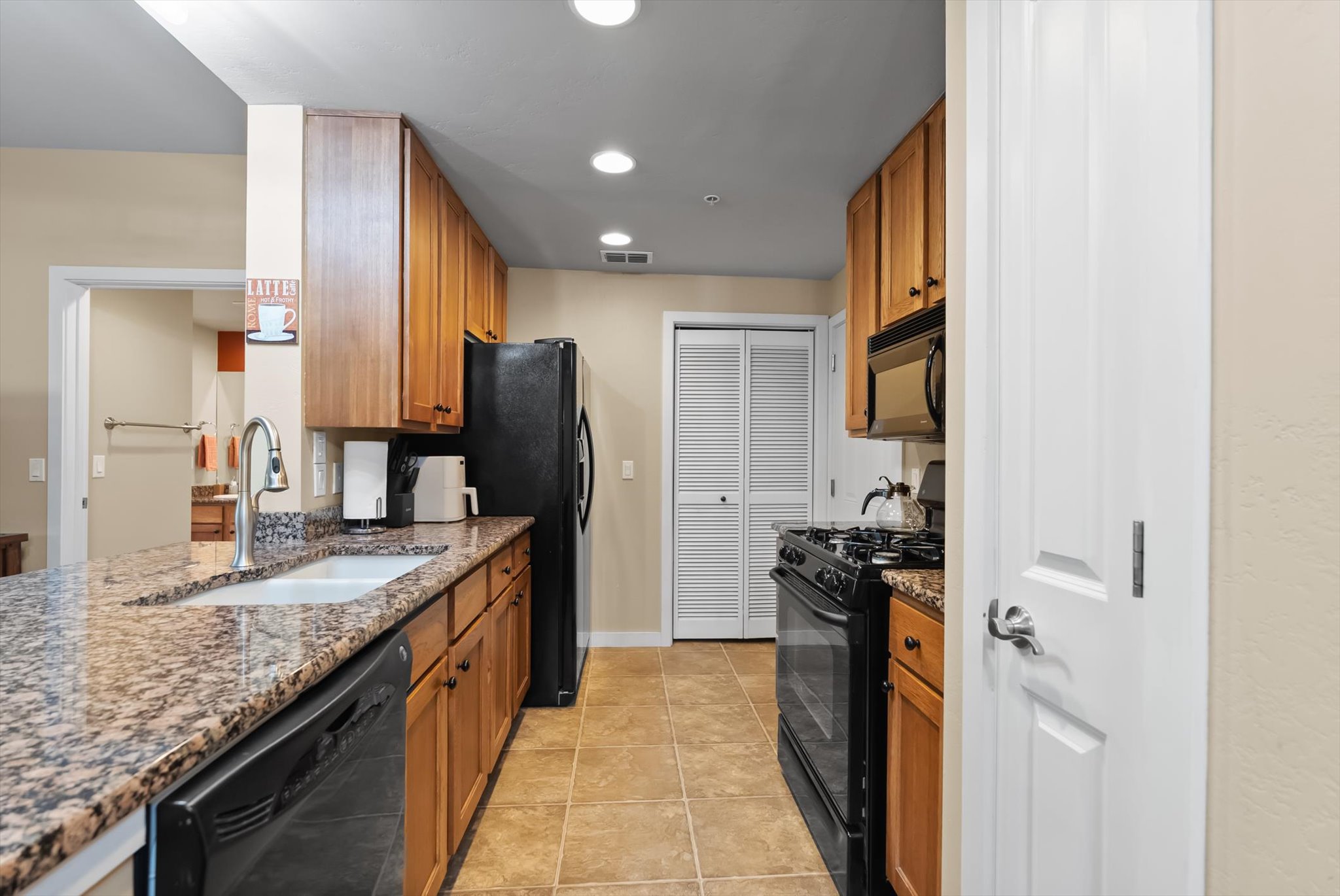 6103 Monterra Avenue A Property Photo 7