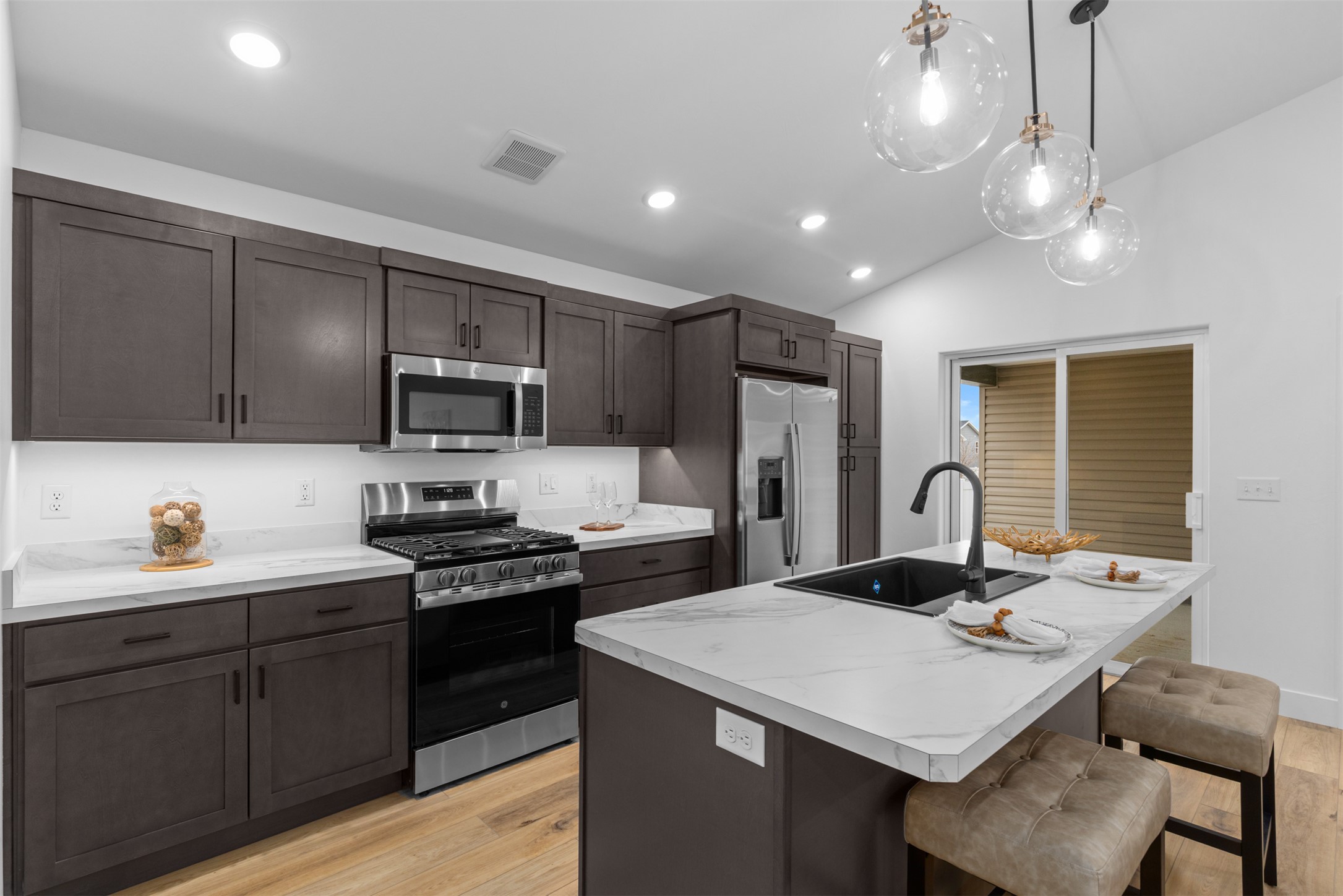 2231 Lindero Boulevard Property Photo 8