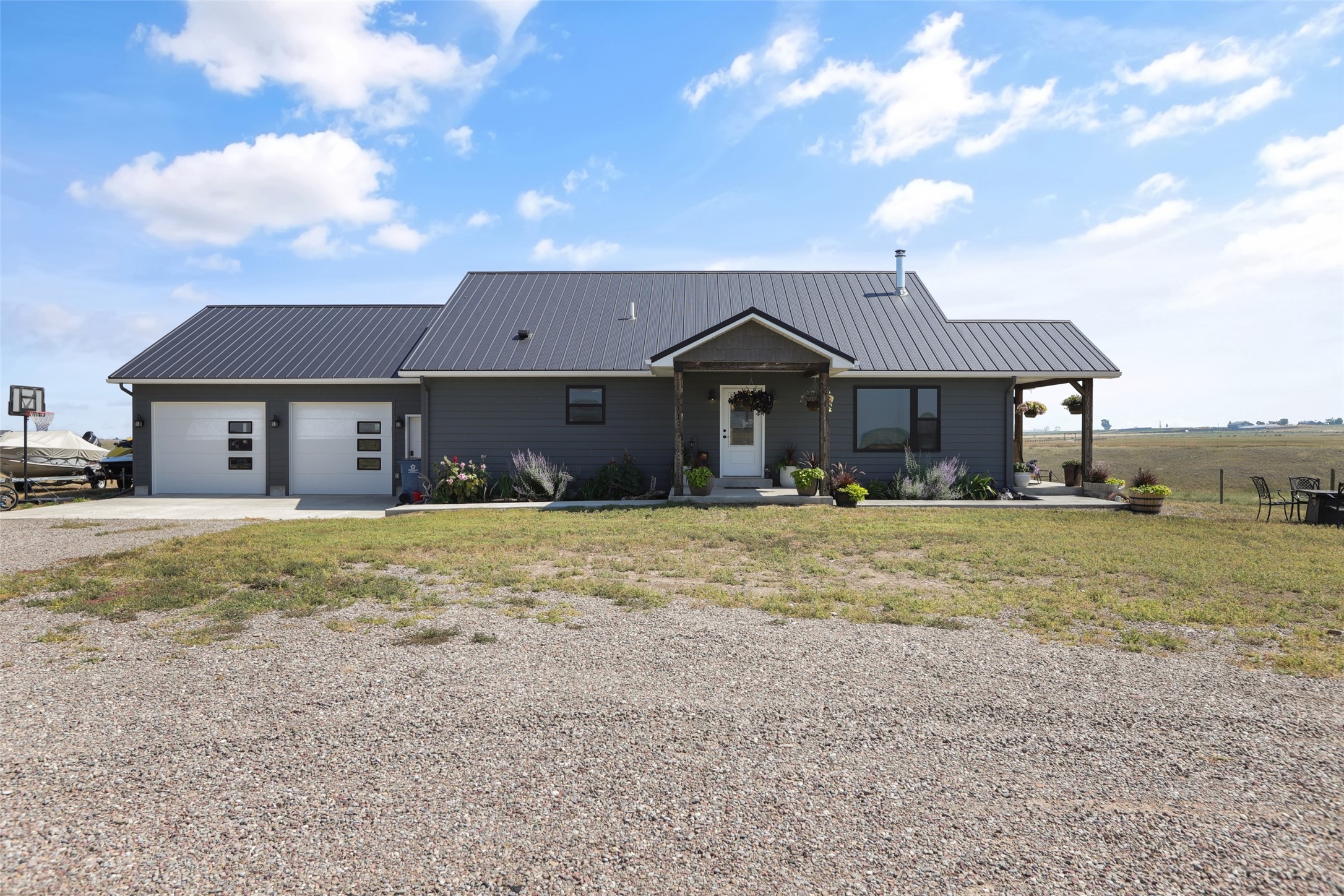 44 Kamloops Road Property Photo 2