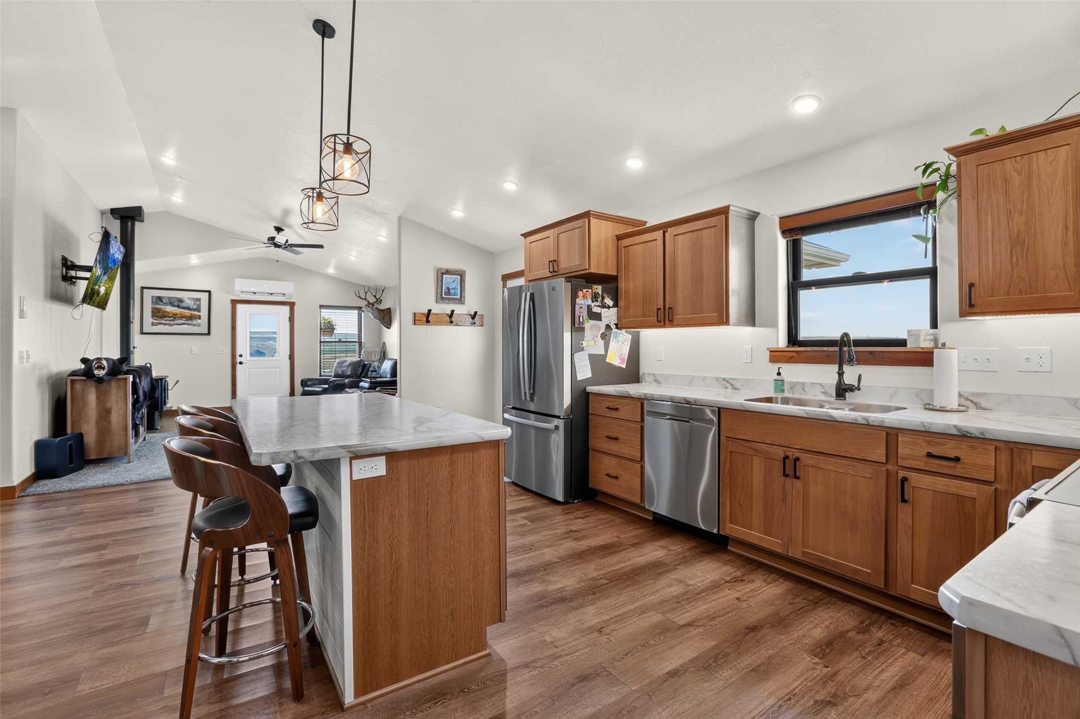 44 Kamloops Road Property Photo 11